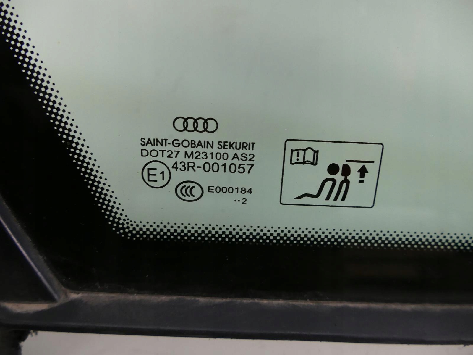 AUDI A6 C7 sedan window bodywork left rear part left rear