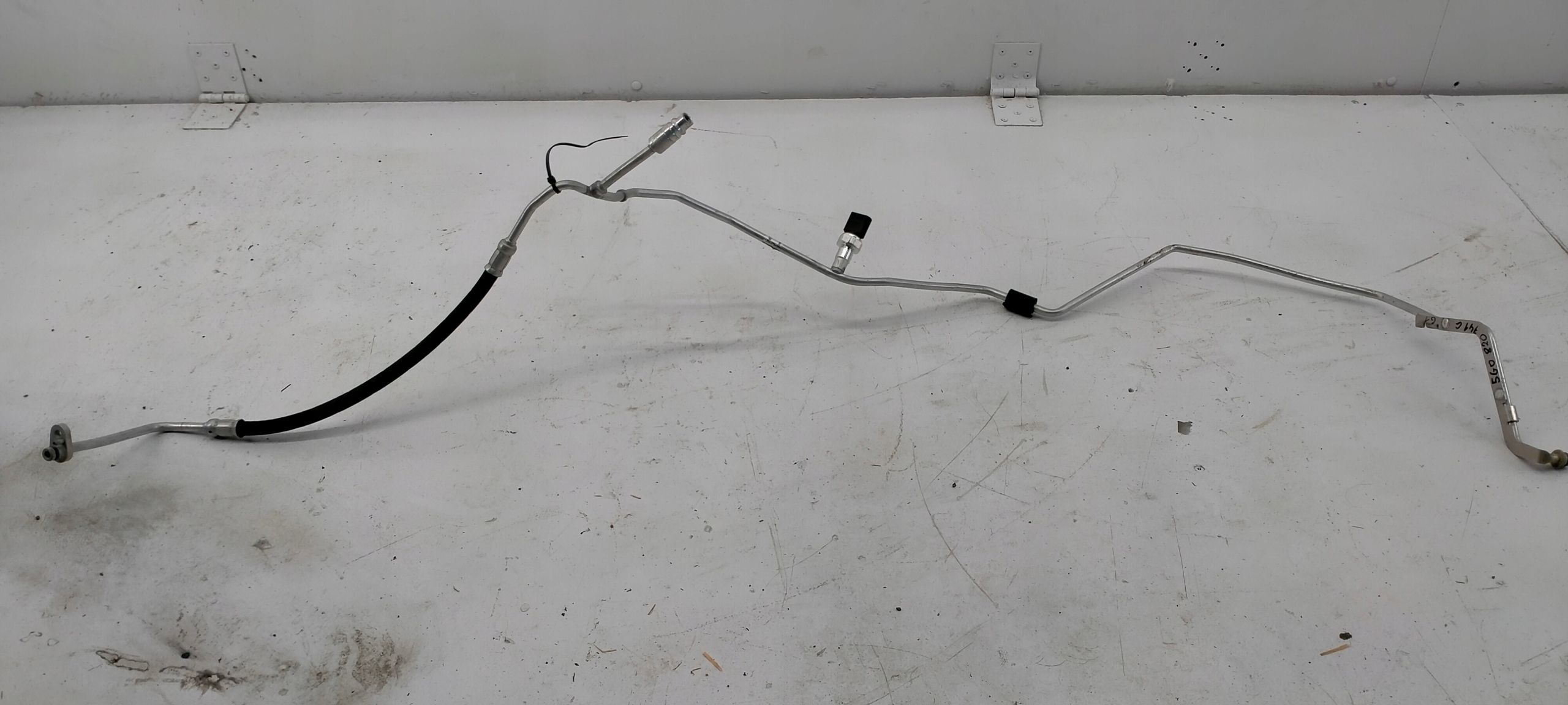 ТРУБА КОНДИЦИОНИРОВАНИЯ ВОЗДУХА VW GOLF VII 5G0820741G