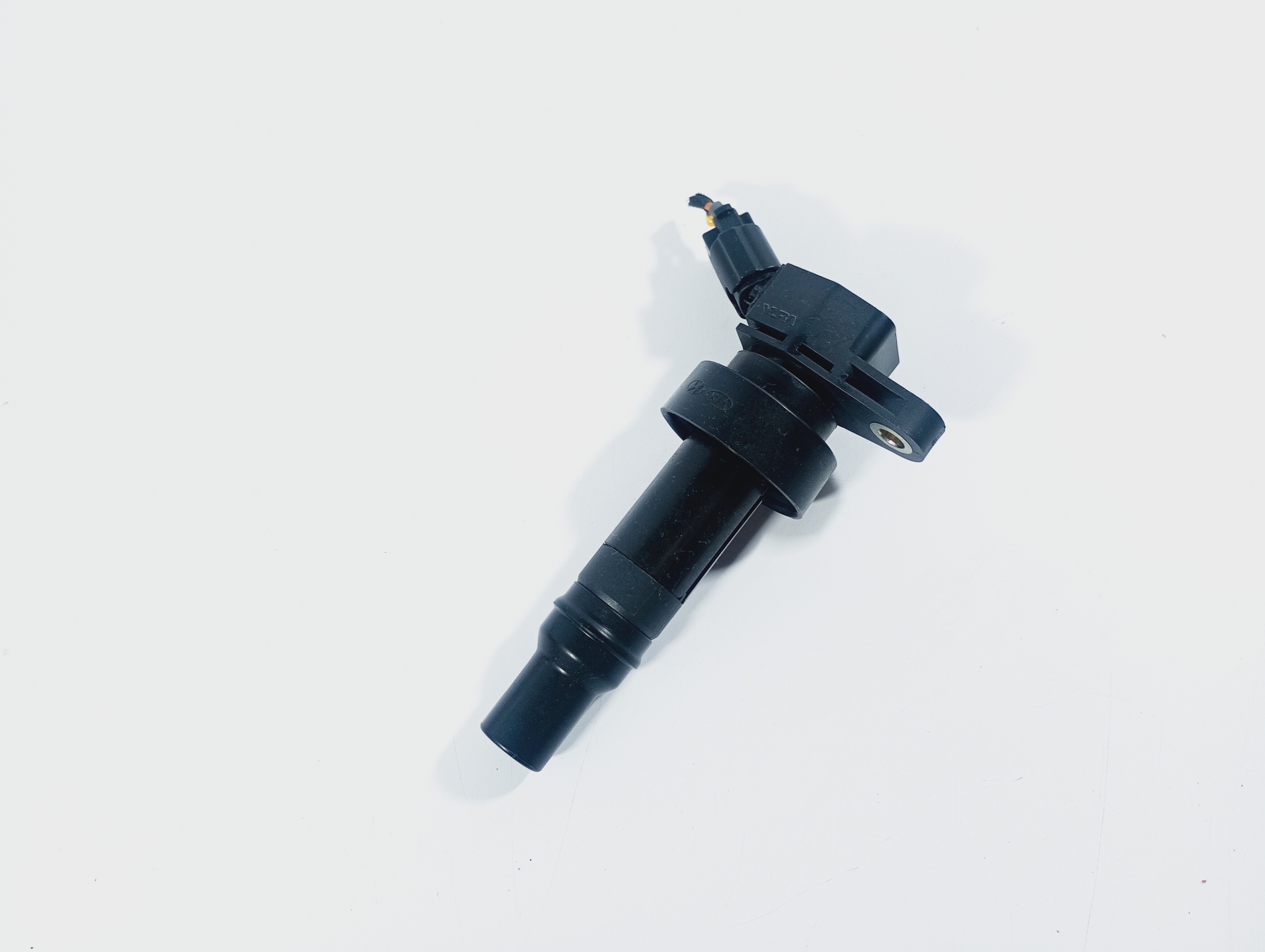 coil ignition OE 373012B100 HYUNDAI VELOSTER and 11-17