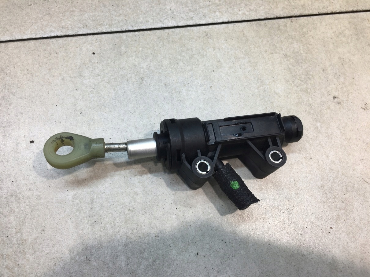 Pompa frizione BMW 3 E92 320 e 6773670