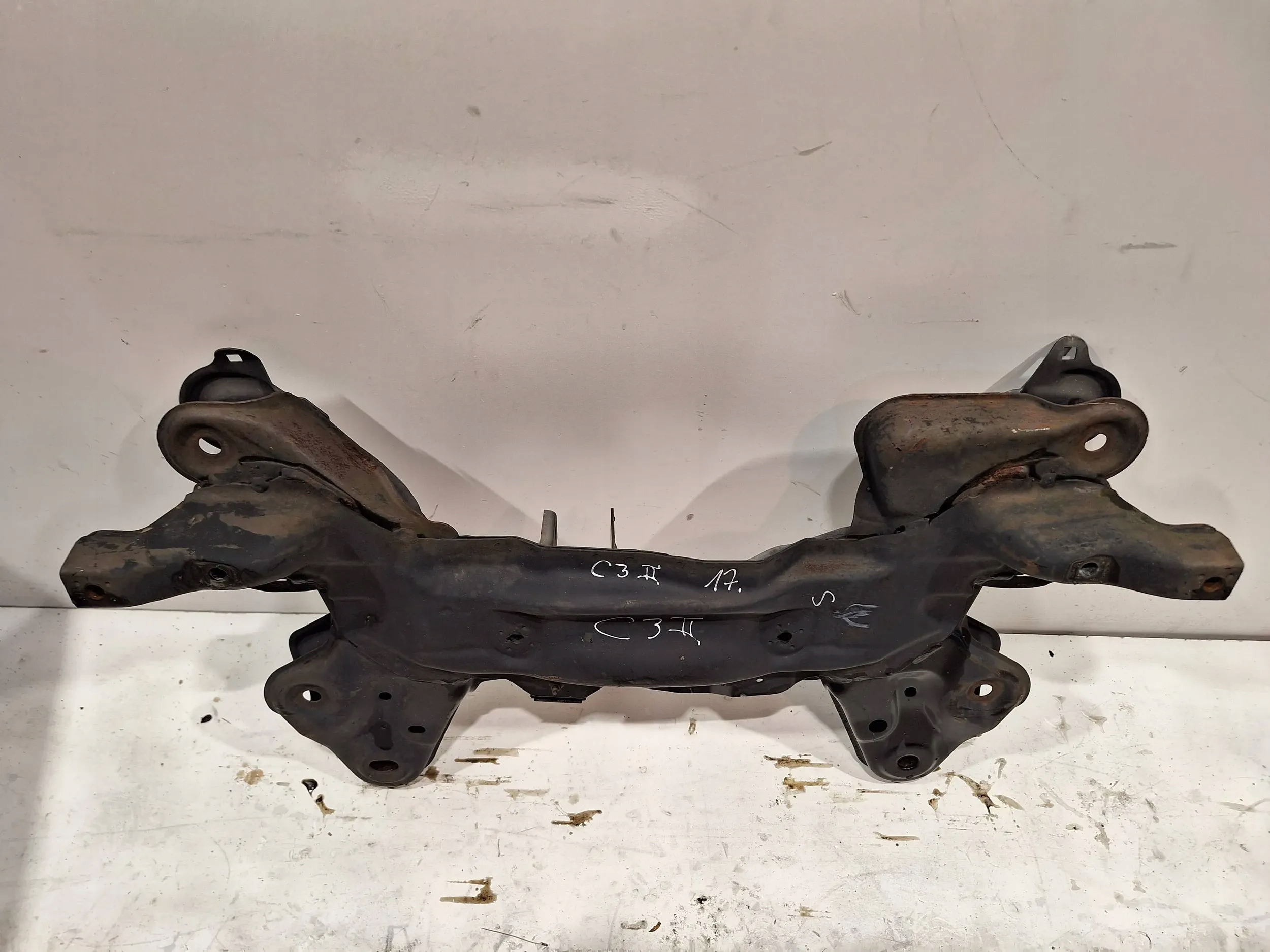 Kołyska przód Citroen C3 DS II 09-