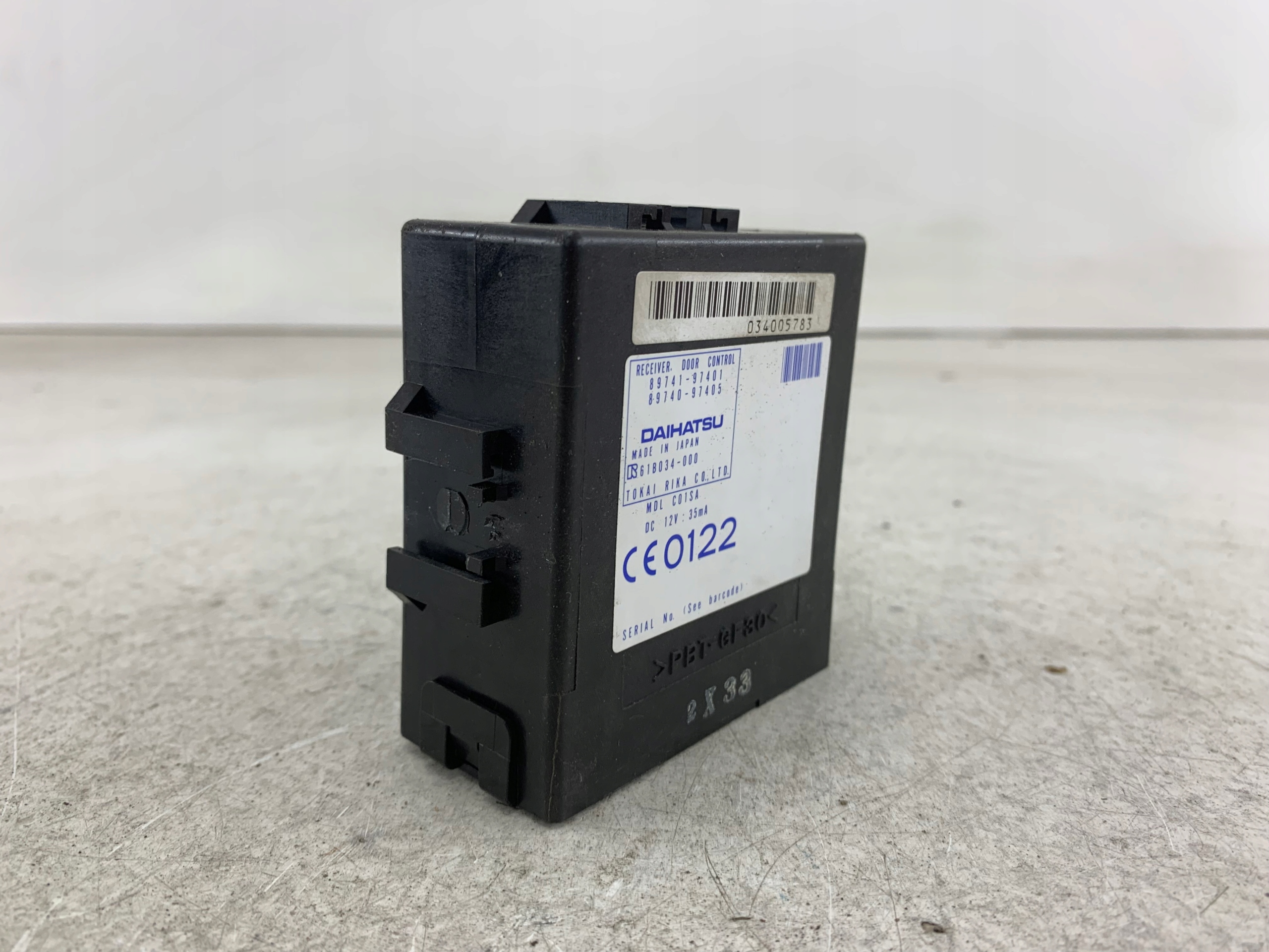 DAIHATSU SIRION Module de la serrure Central 89741-97401