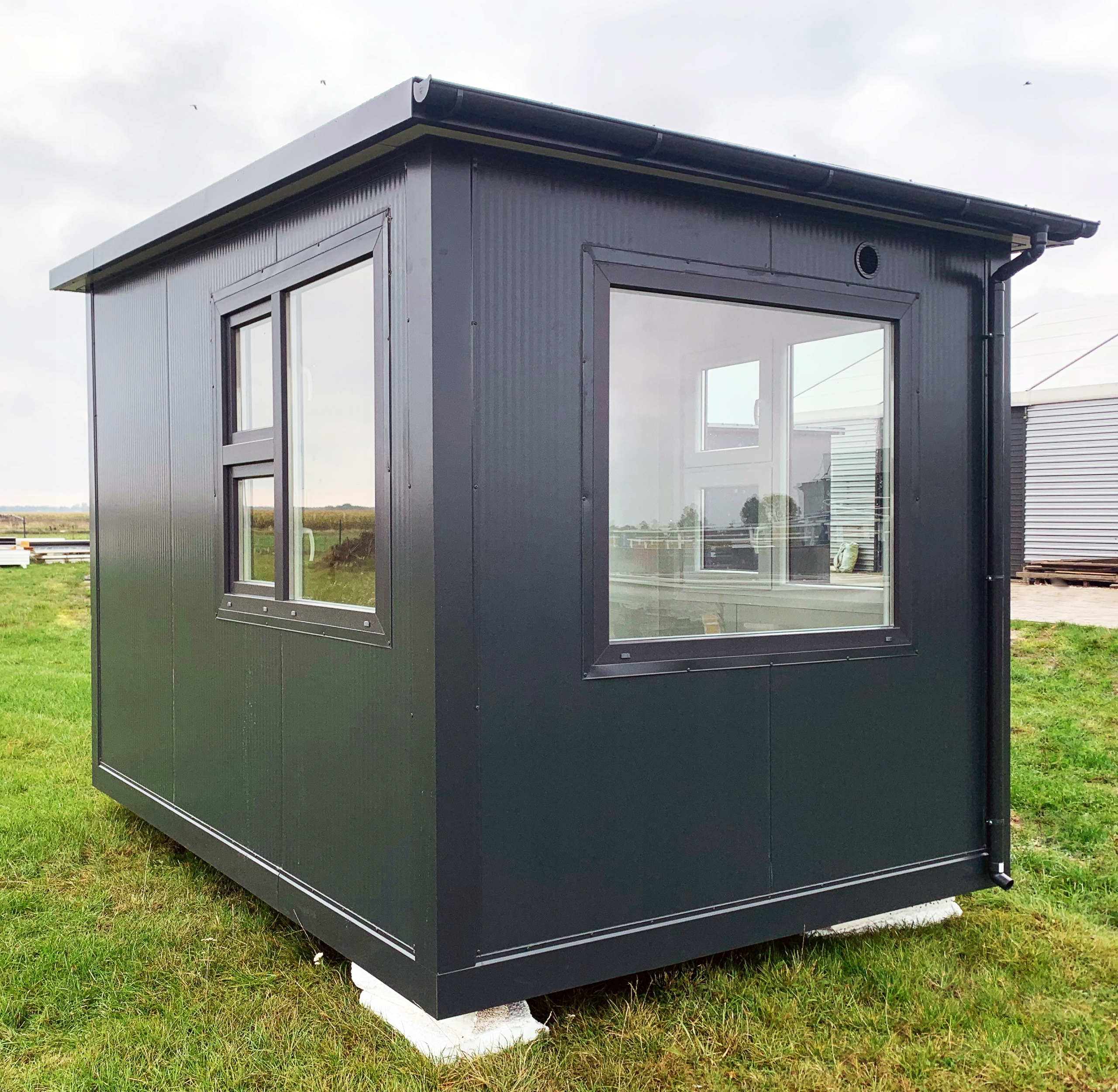 KONTENER SANITARNY STRÓŻÓWKA PORTIERNIA BIUROWY Rodzaj biurowy