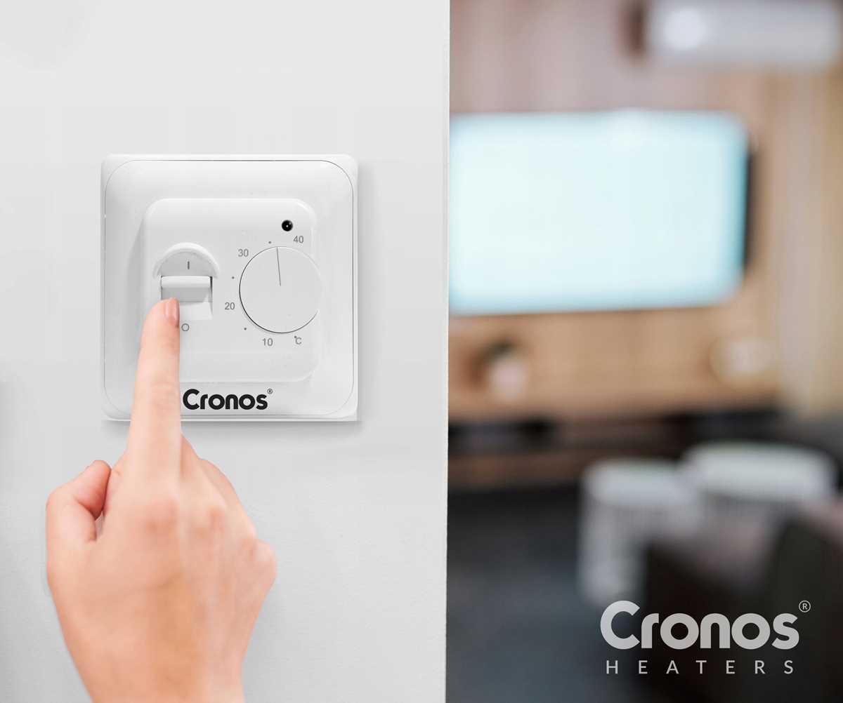 CRONOS FOLIA GRZEWCZA MATA NA PODCZERWIEŃ IR Z TERMOSTATEM 140W/m2 17m2 Kod producenta MATA GRZEWCZA POD PANELE 17m2