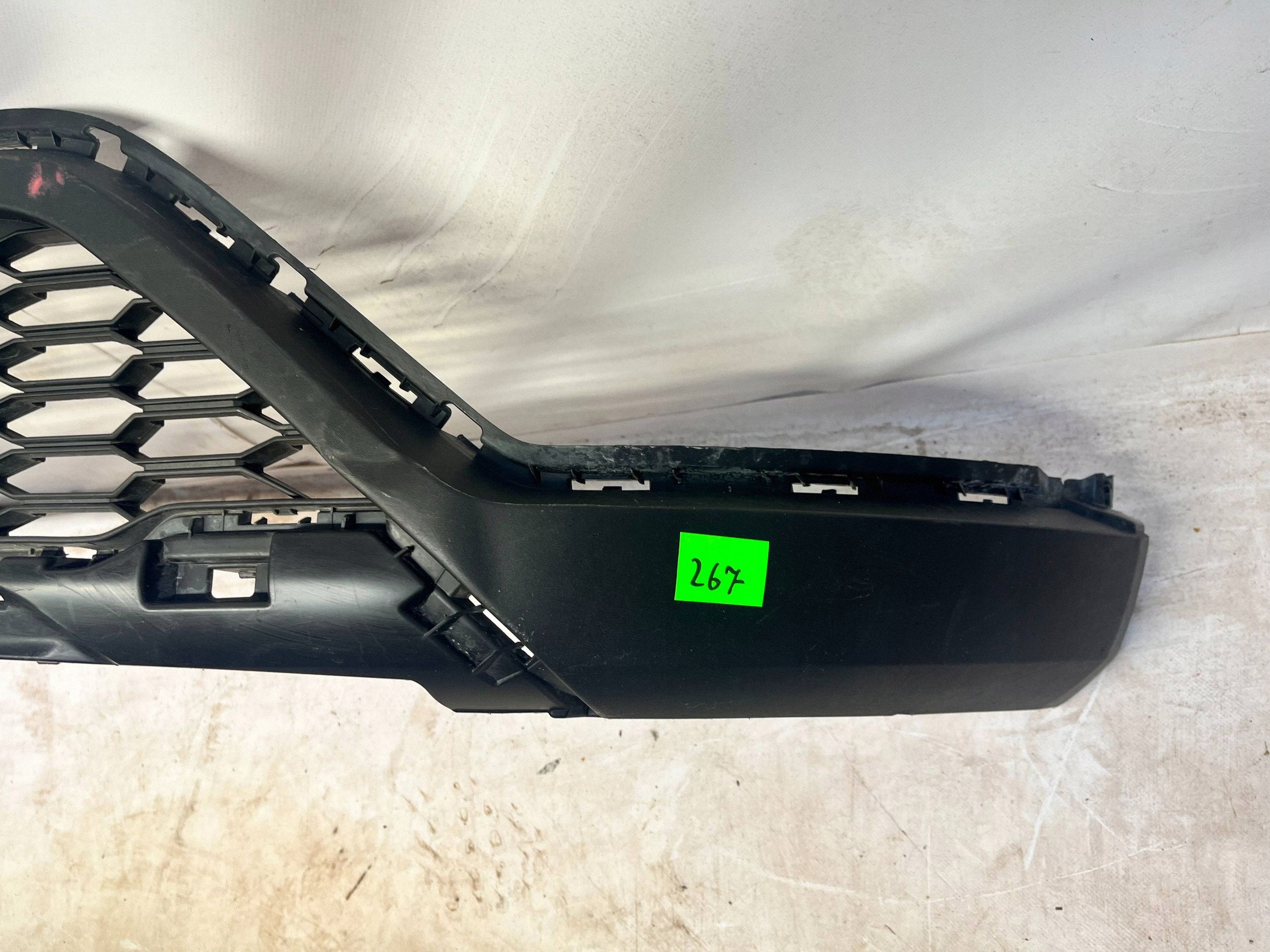 front bumper front DACIA SANDERO III 620265111R @M