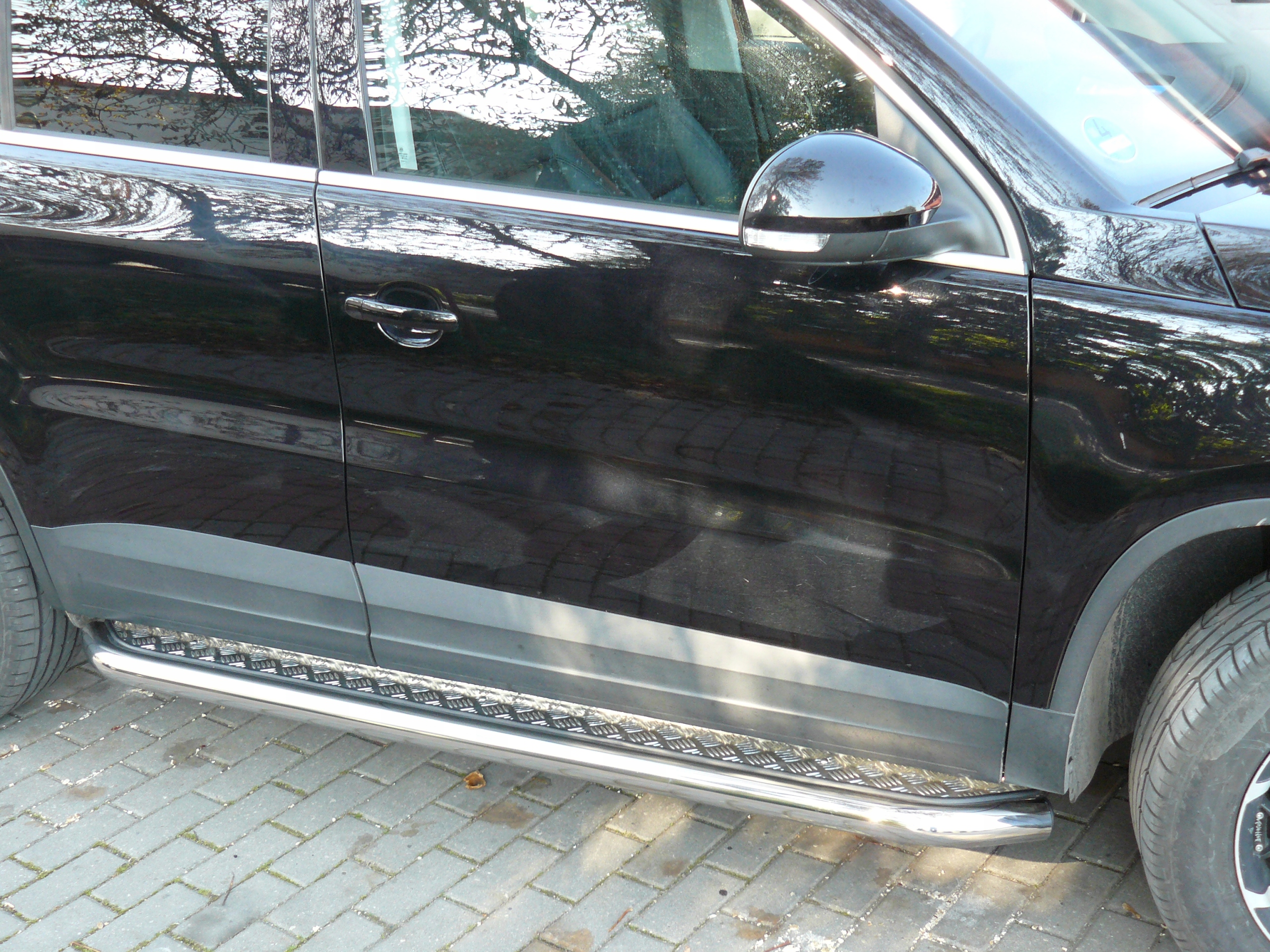 FORD TRANSIT CONNECT 2014+ L1 ORUROWANIE STOPNIE BOKI PROGI MOCNE Waga produktu z opakowaniem jednostkowym 10 kg