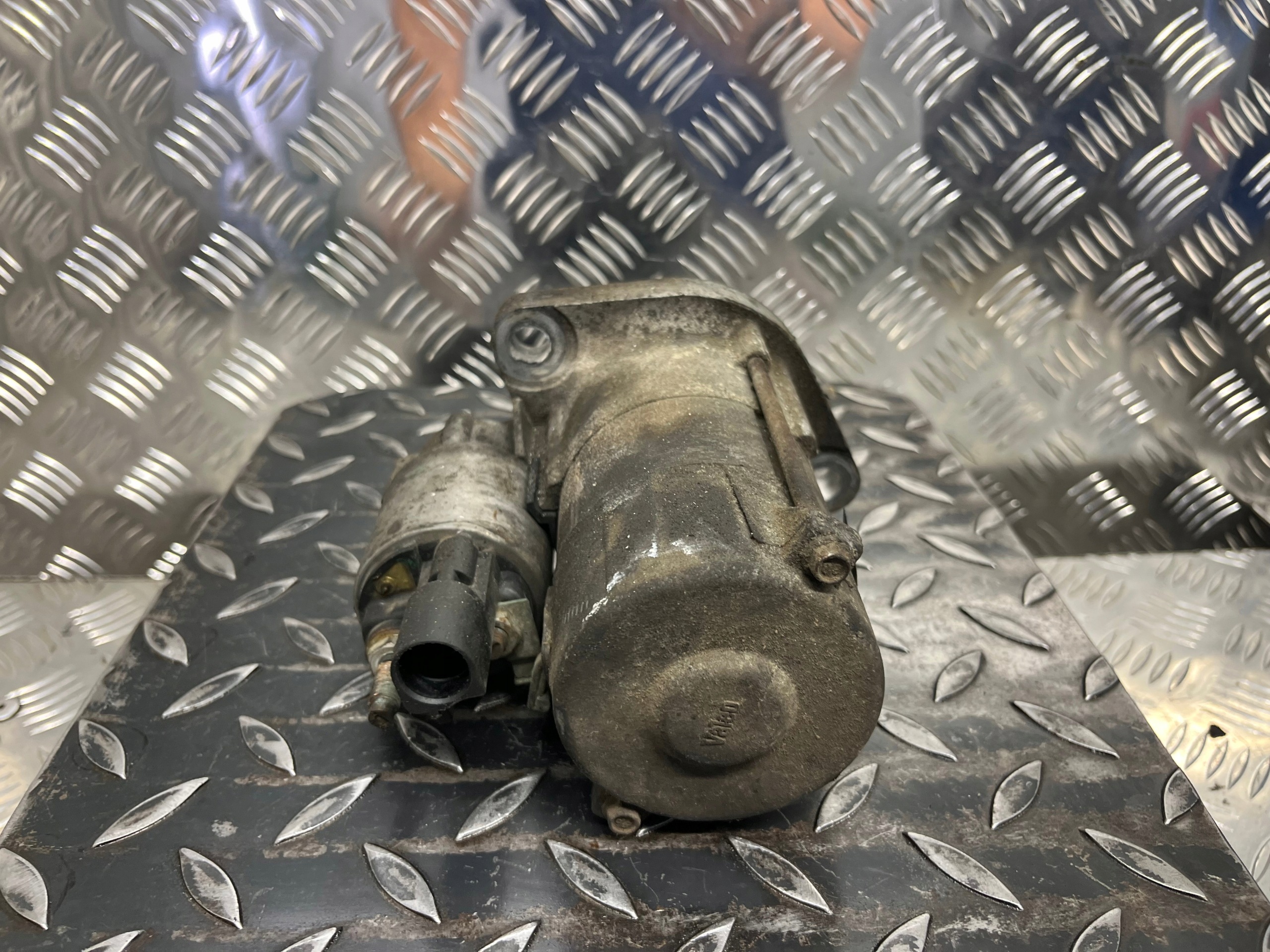 starter VOLKSWAGEN PASSAT B6 02M911023N