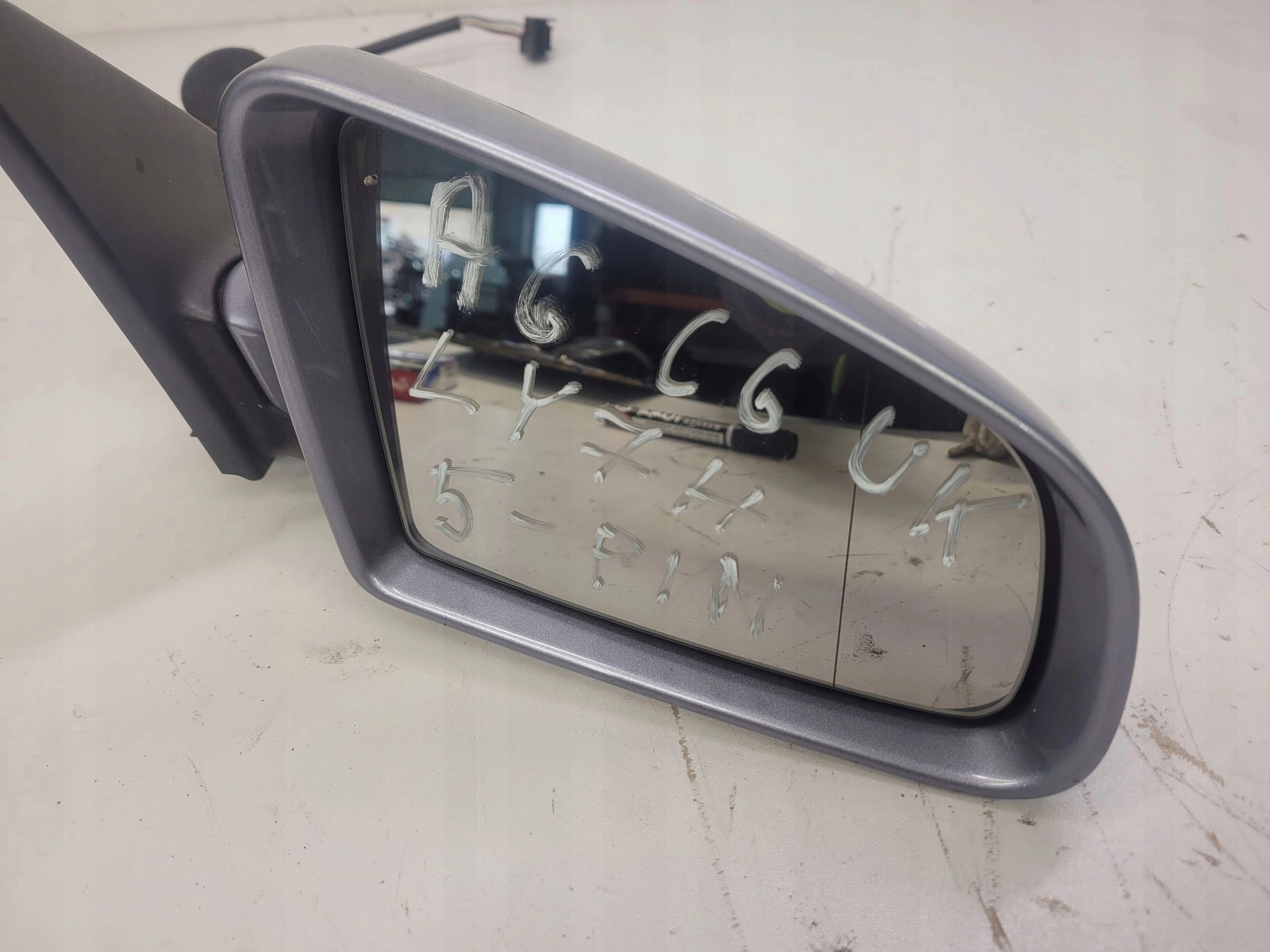 mirror exterior right AUDI A6 C6 LY7H 5 PIN UK