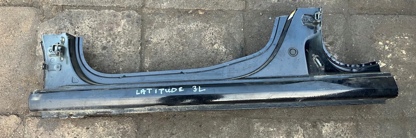 threshold left front RENAULT LATITUDE TEGXA