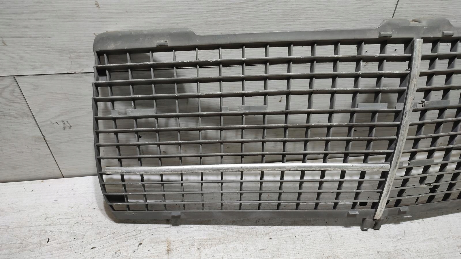 Grill Grill Mercedes w124