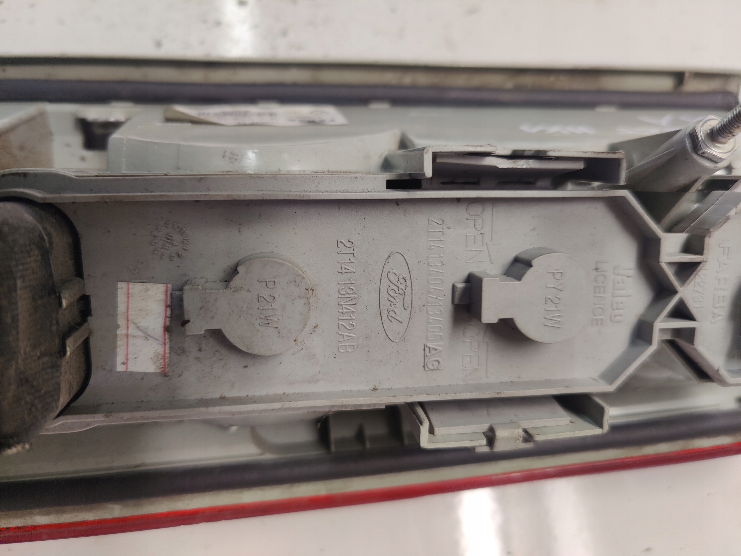 FORD CONNECT light left left rear part rear 2T1413405AG