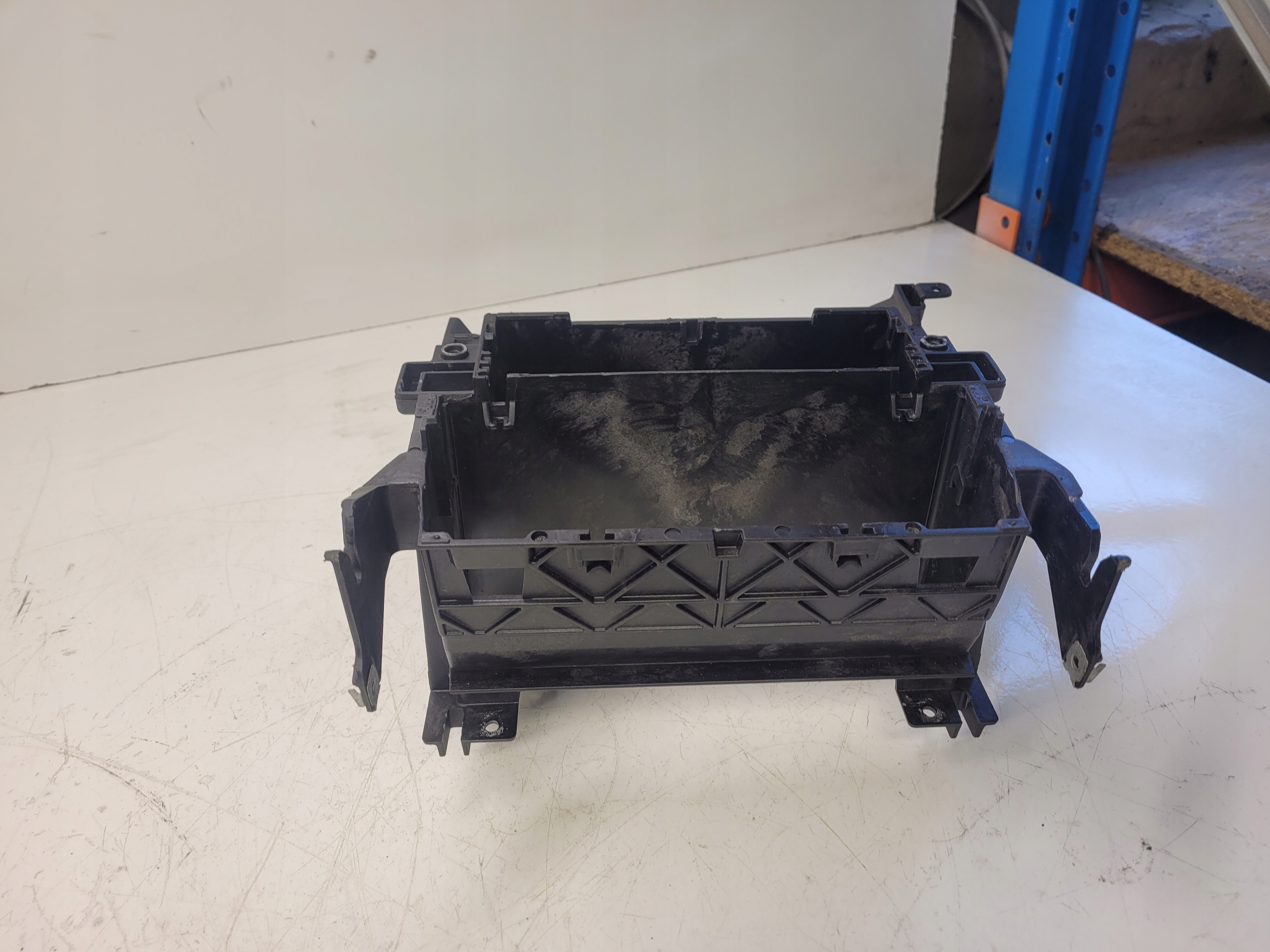 PANIER SUPPORT PLAQUE ZMIENIARKI BOUCHES BUSES Q7 4L2858005A UK