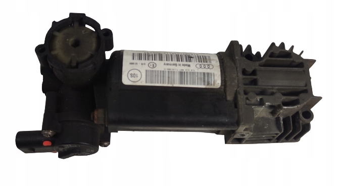 KOMPRESOR ZAWIESZENIA TOUAREG AUDI Q7 7L8616007A