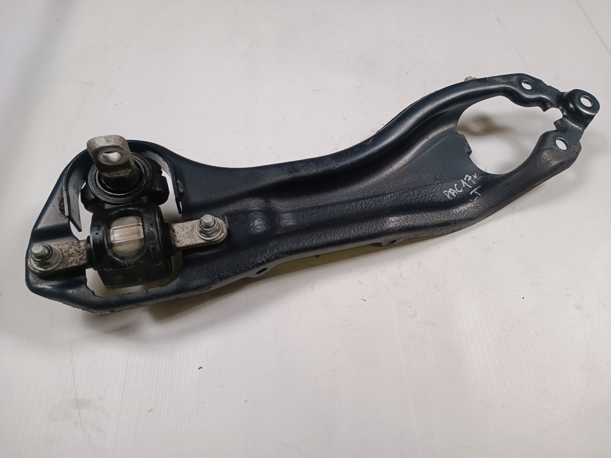 Querlenker heck links Chrysler Pacifica 2016