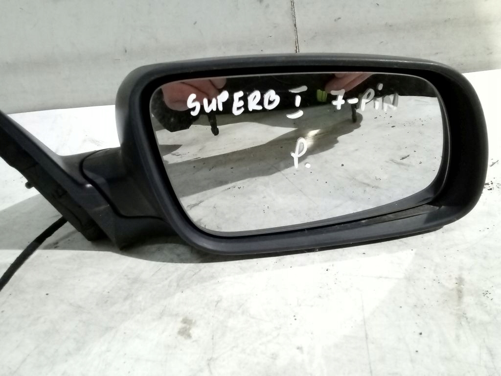 Skoda Superb and mirror right electrics 7 PIN