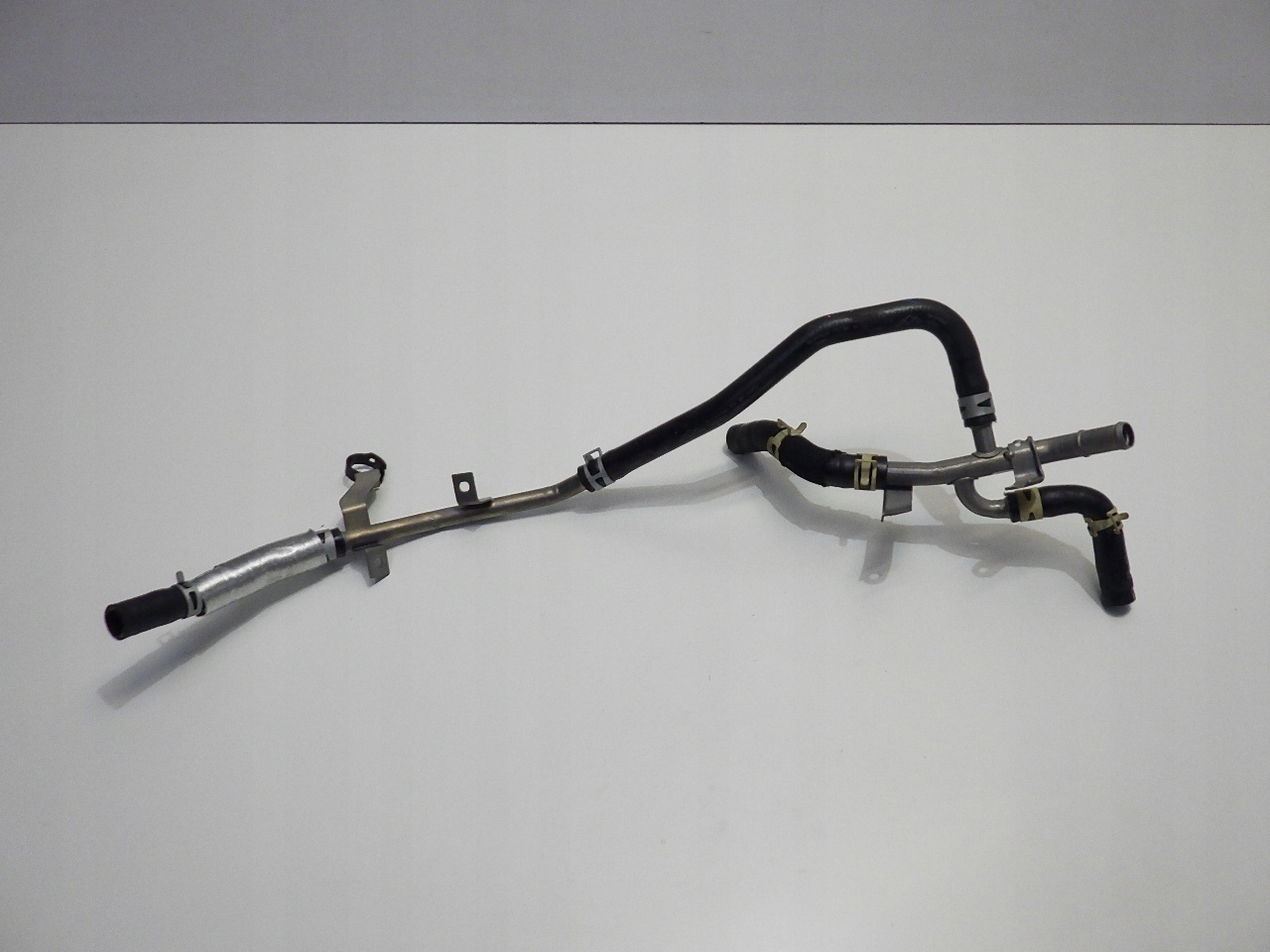 22911-74S10 - SX4 S CROSS 1.4 HYBRID 2022 ВОДОПРОВОД