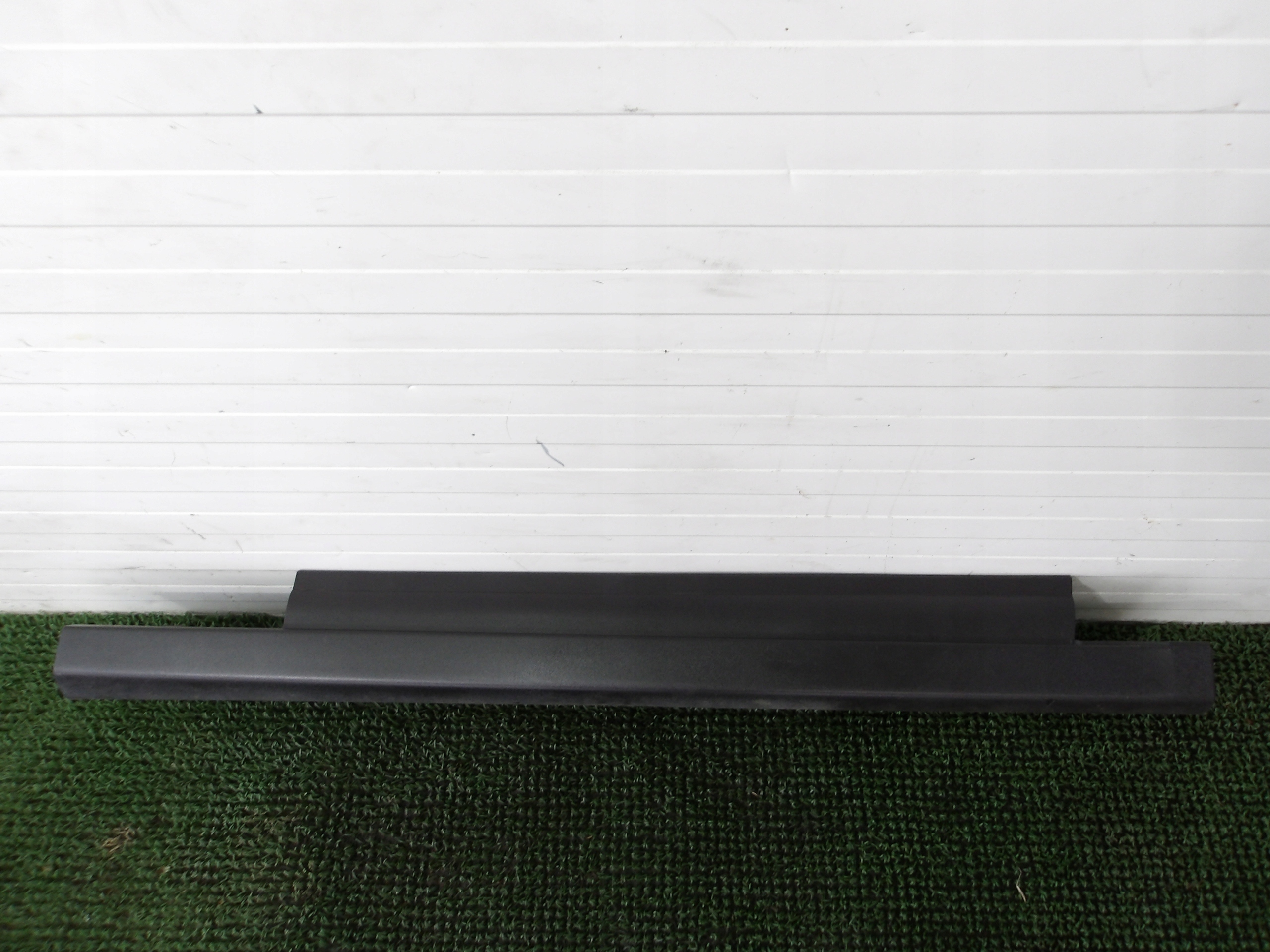 GRAND C-MAX MK2 14- moulding threshold right cap