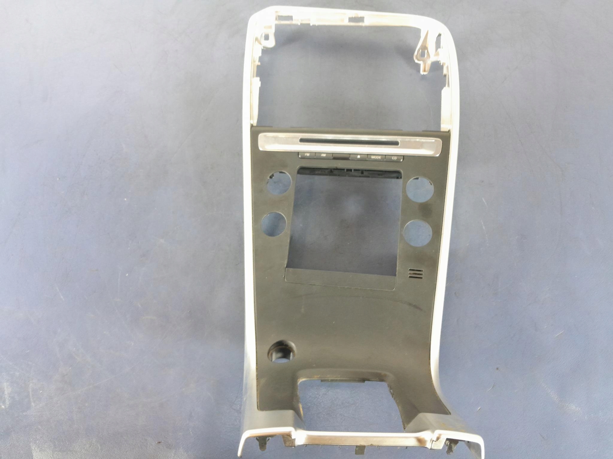 VOLVO XC60 I OSŁONA PANELA KLIMATYZACJI 30791819