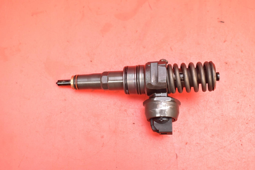 Einspritzdüse Einspritzdüse 0414720312 VW PASSAT B6 2.0 TDI 140 KM 05-10