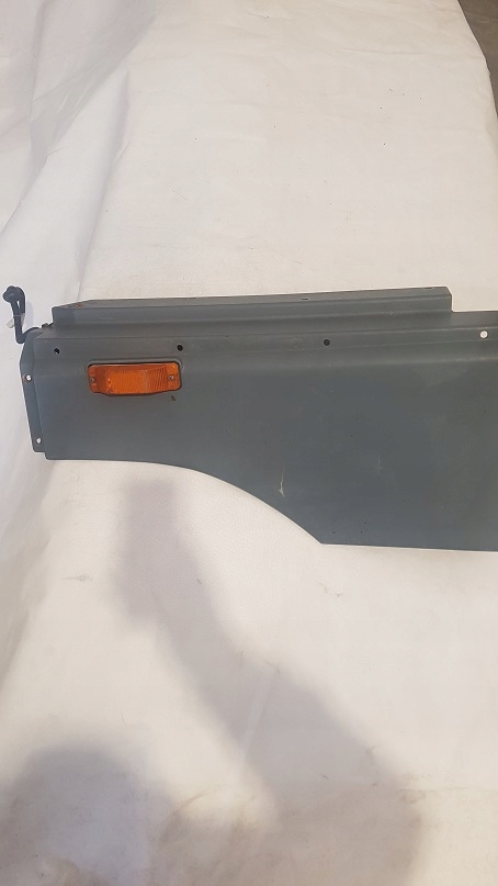 УДЛИНИТЕЛЬ КАБИНЫ СТУПИЦЫ ЛЕВЫЙ DAF 85 CF