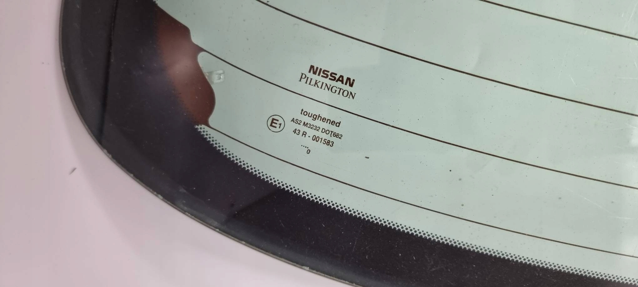window rear part NISSAN ALMERA N16 HB