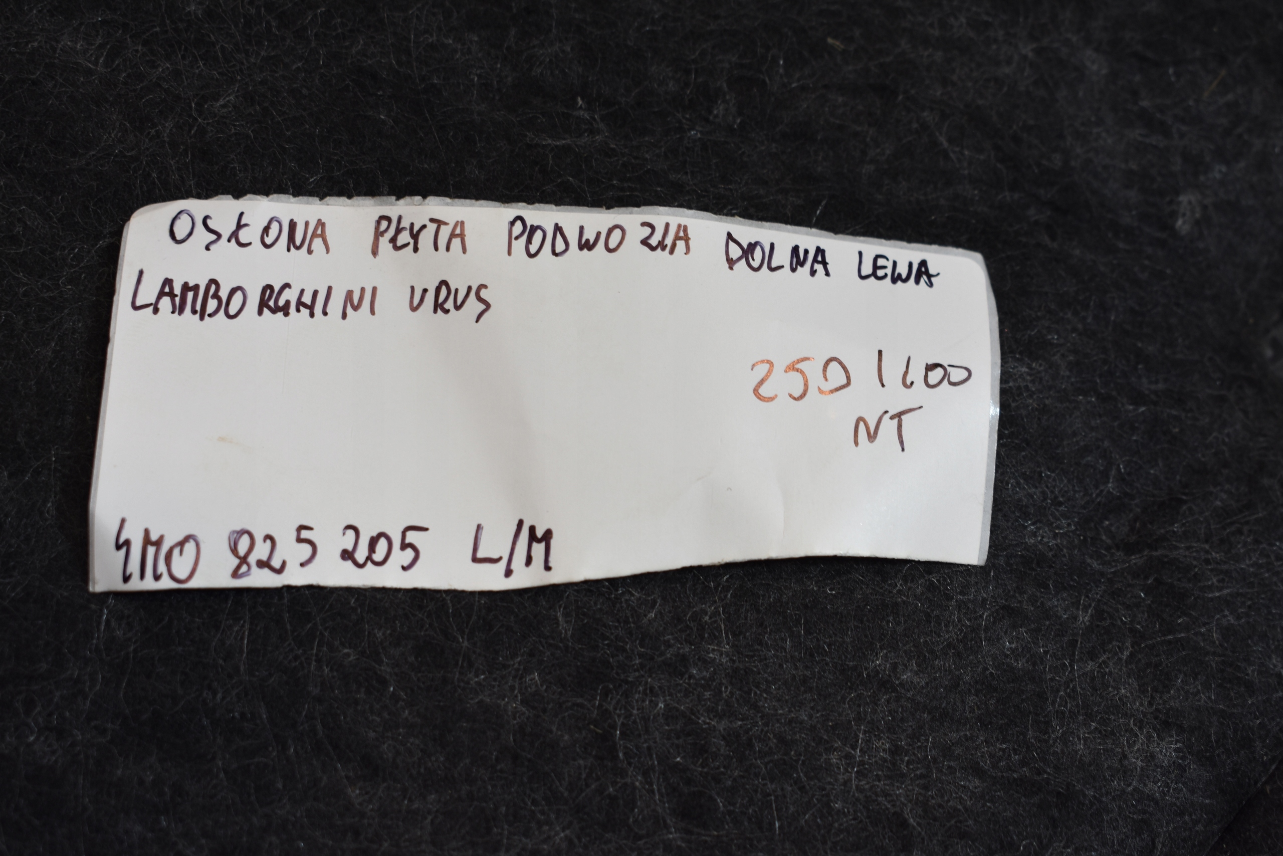 cover cover chassis lower left LAMBORGHINI URUS AUDI Q7 Q8 1