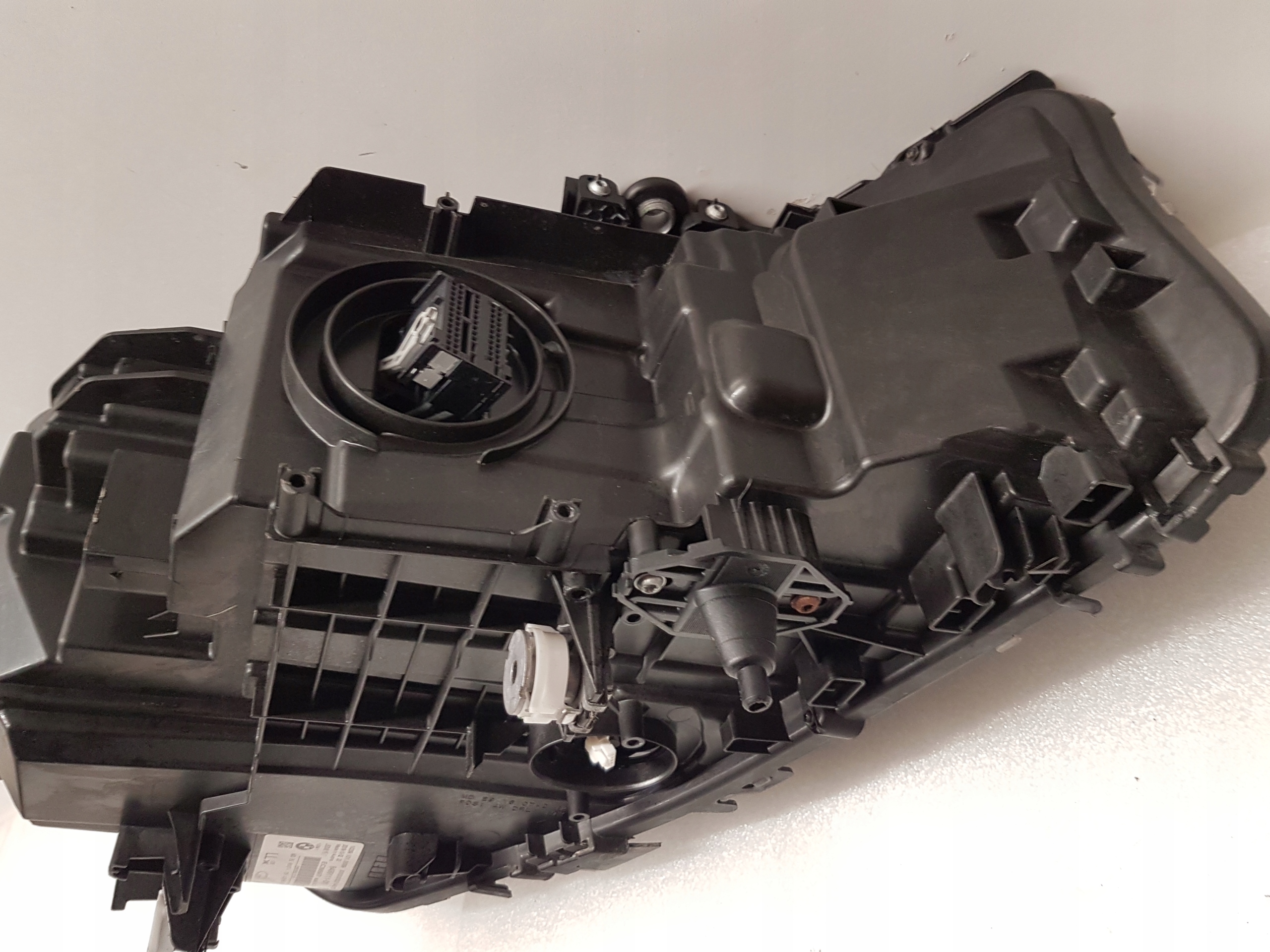 light front left BMW G30 G31 FULL LED 8499111