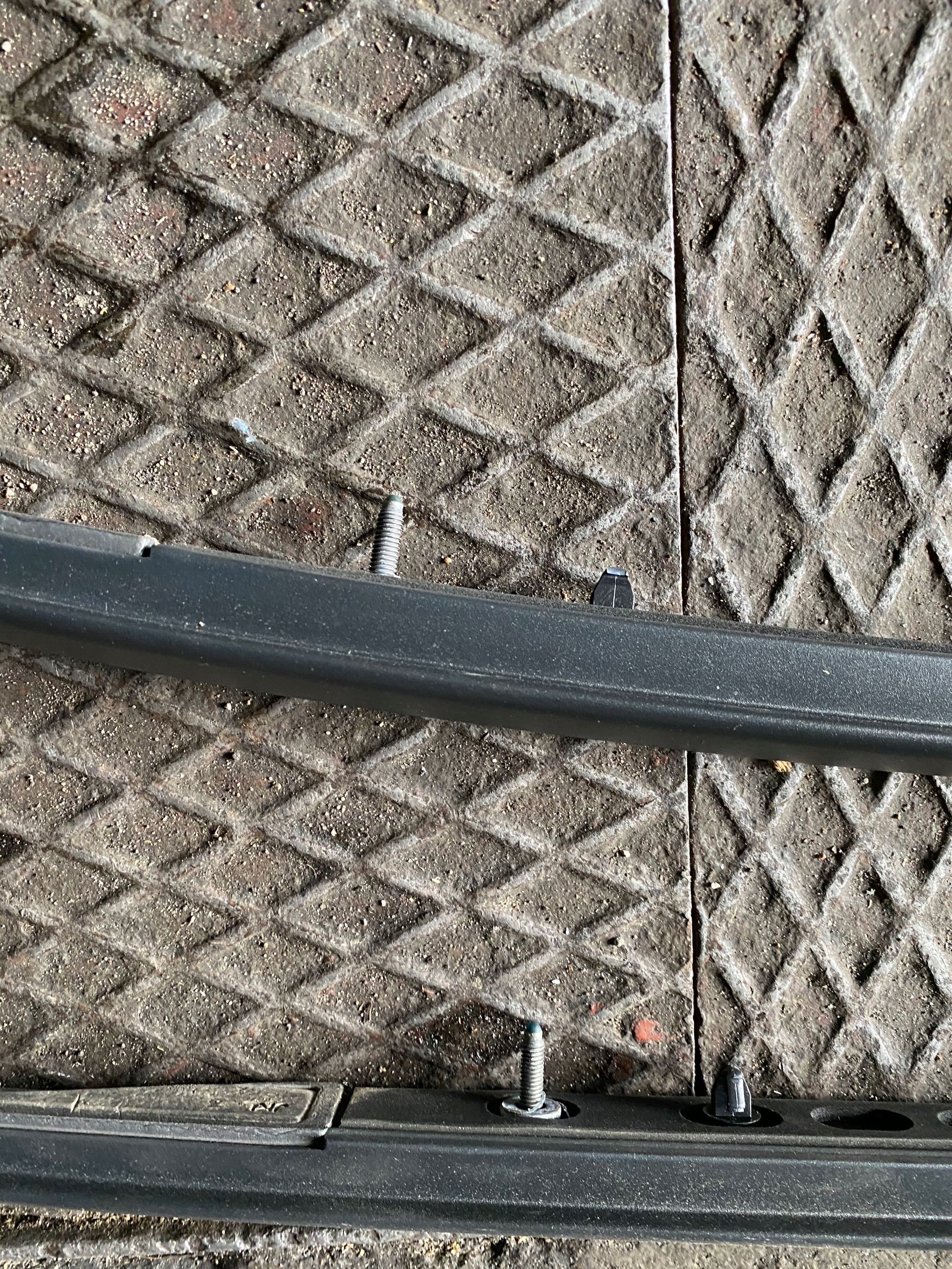 3 VOLVO V60 RELINGII DACHOWE CZARNE Car type Passenger cars