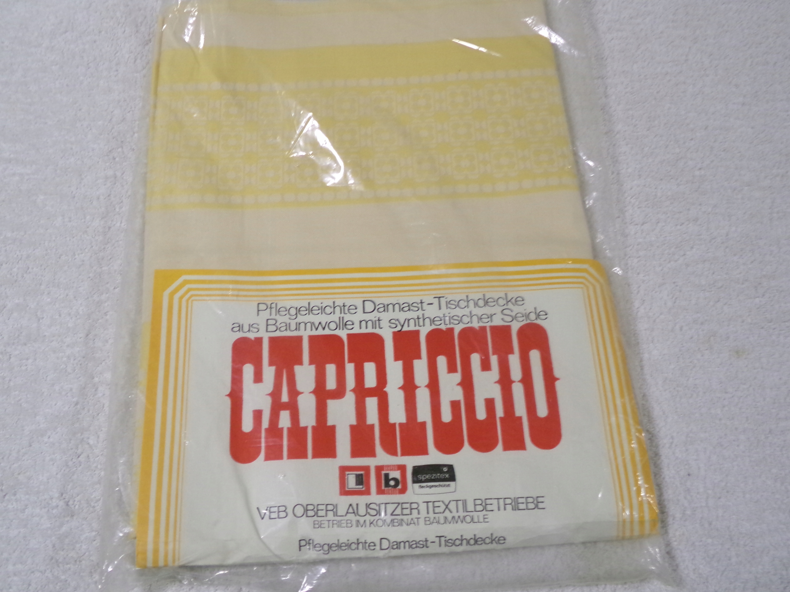 PIĘKNY OBRUS -160X100 CM-NOWY