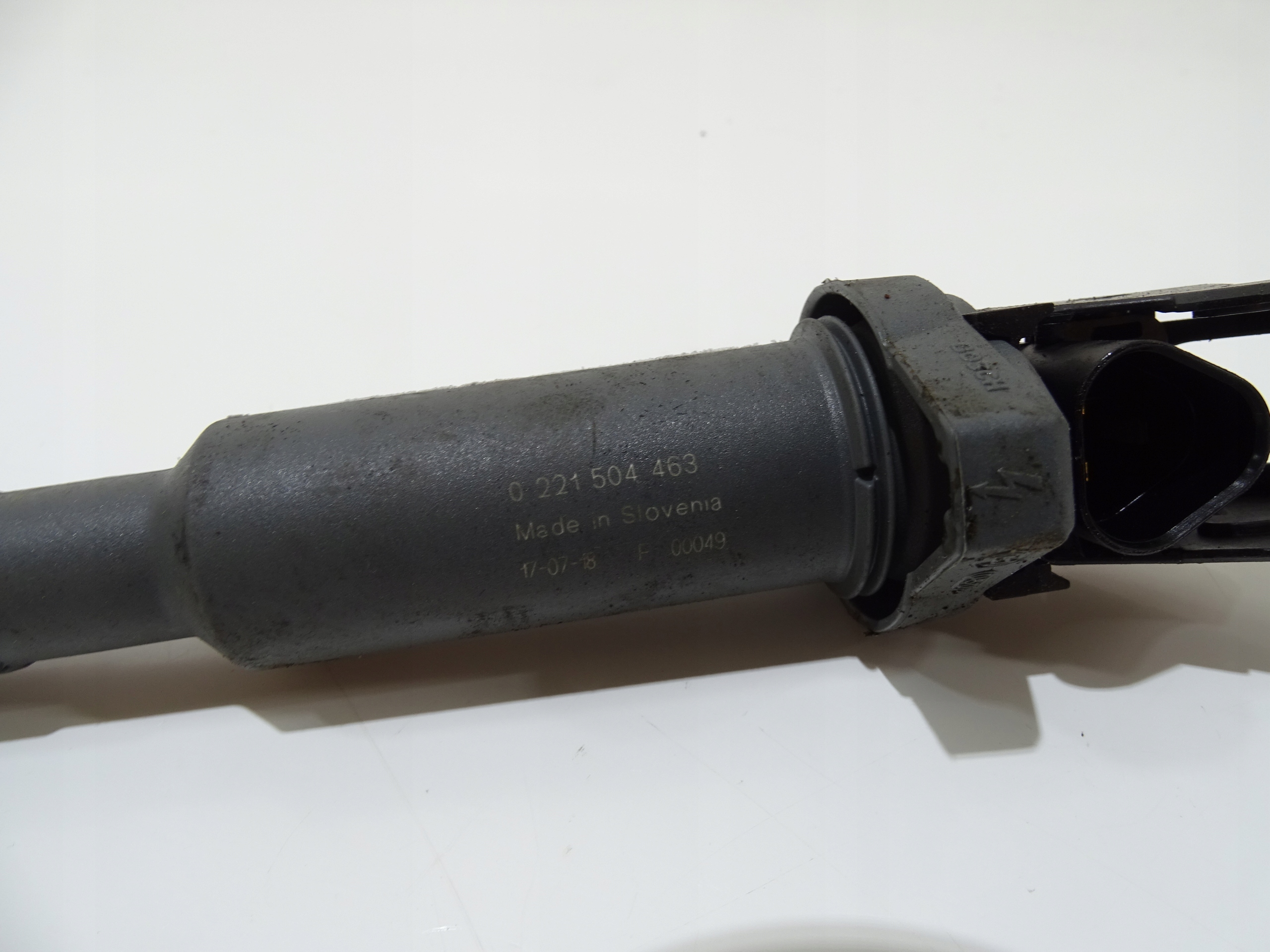 Bobine d’allumage BMW E90 E91 E60 E61 N52B25 OE 0221504463
