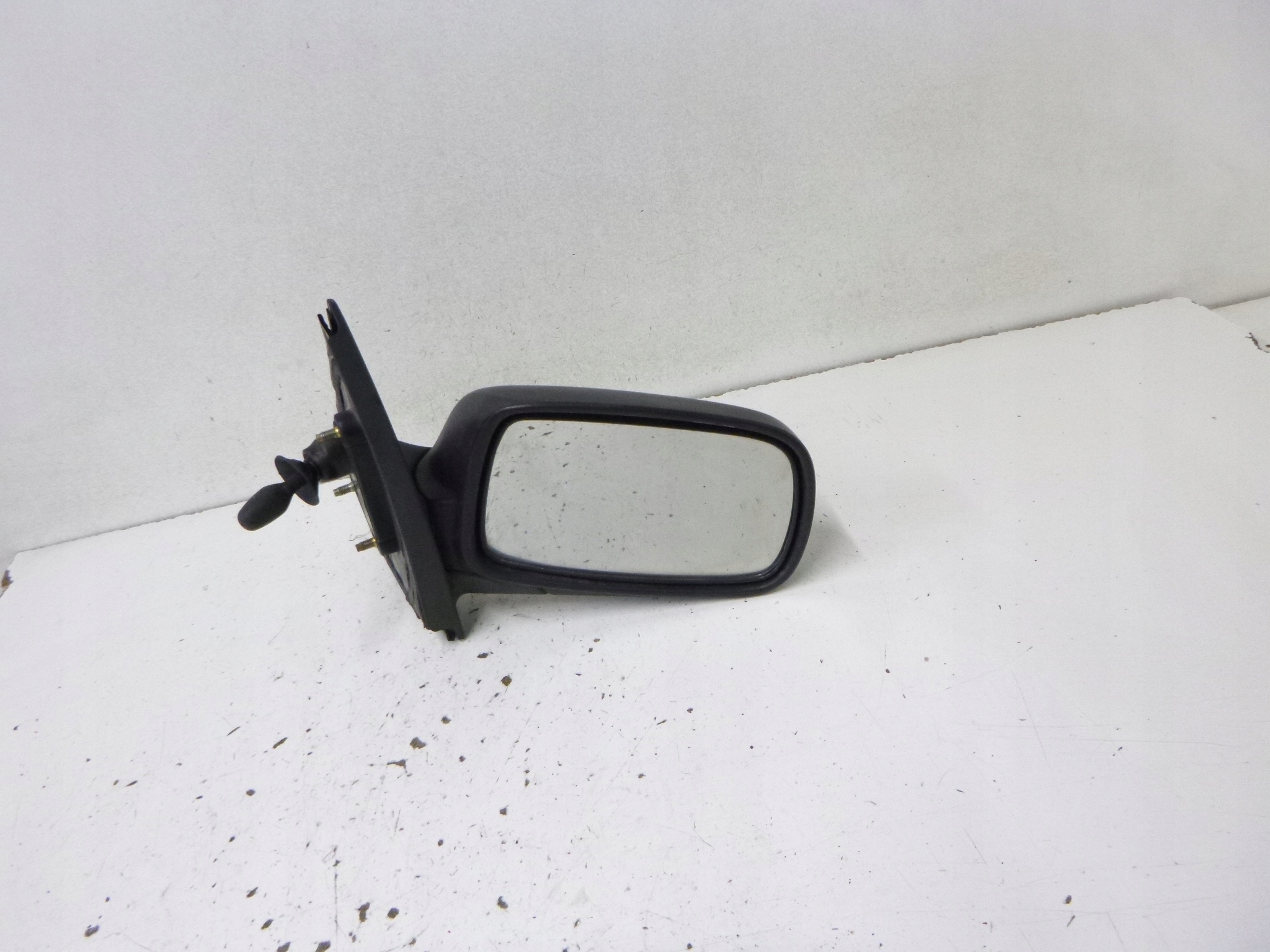 mirror right Toyota Yaris 5d 2000r. manually