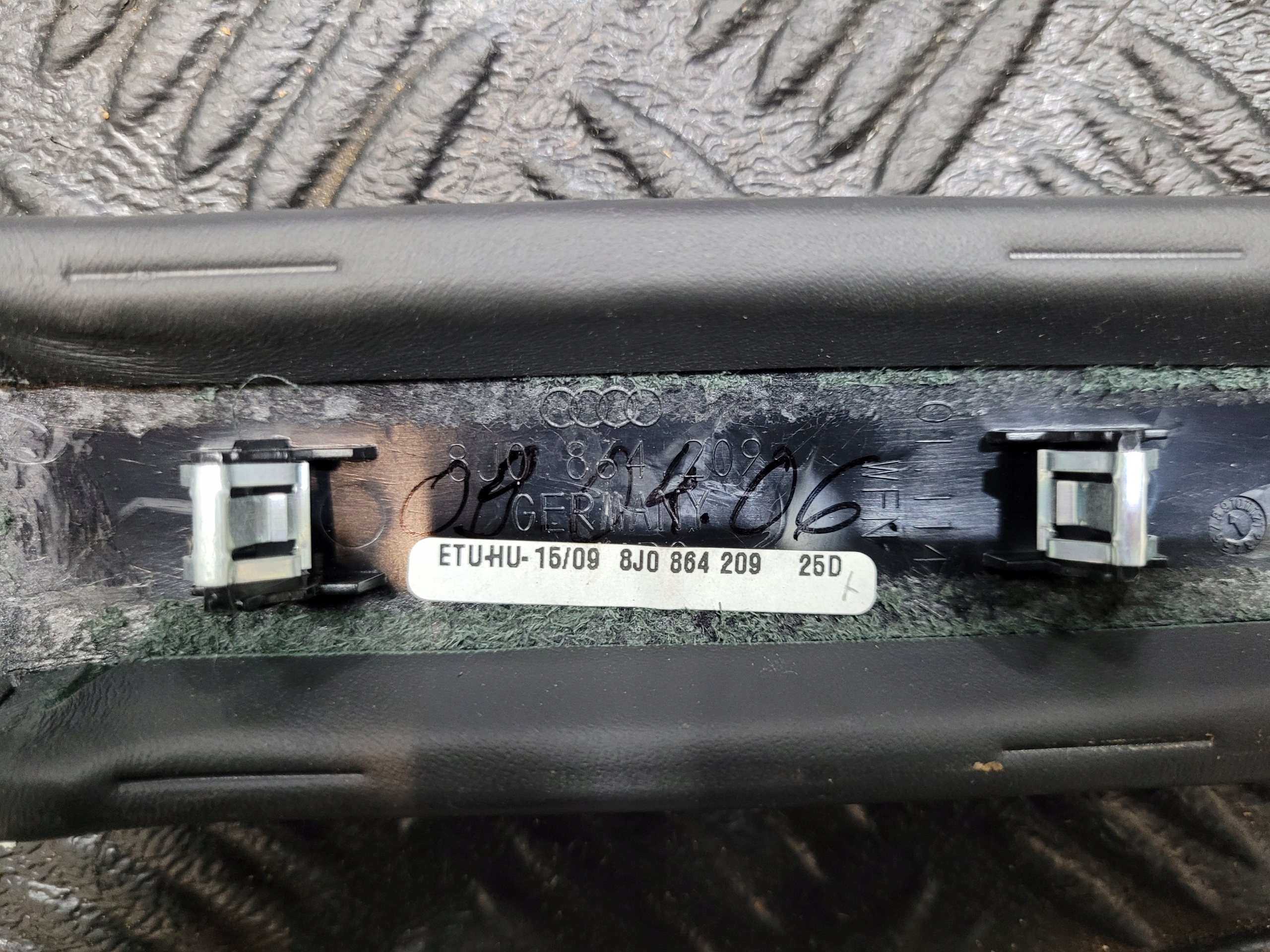 cover spoiler cap brake electric AUDI TT 8J