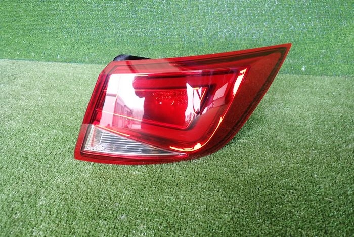 SEAT LEON III KOMBI LED 13- light right rear rear part