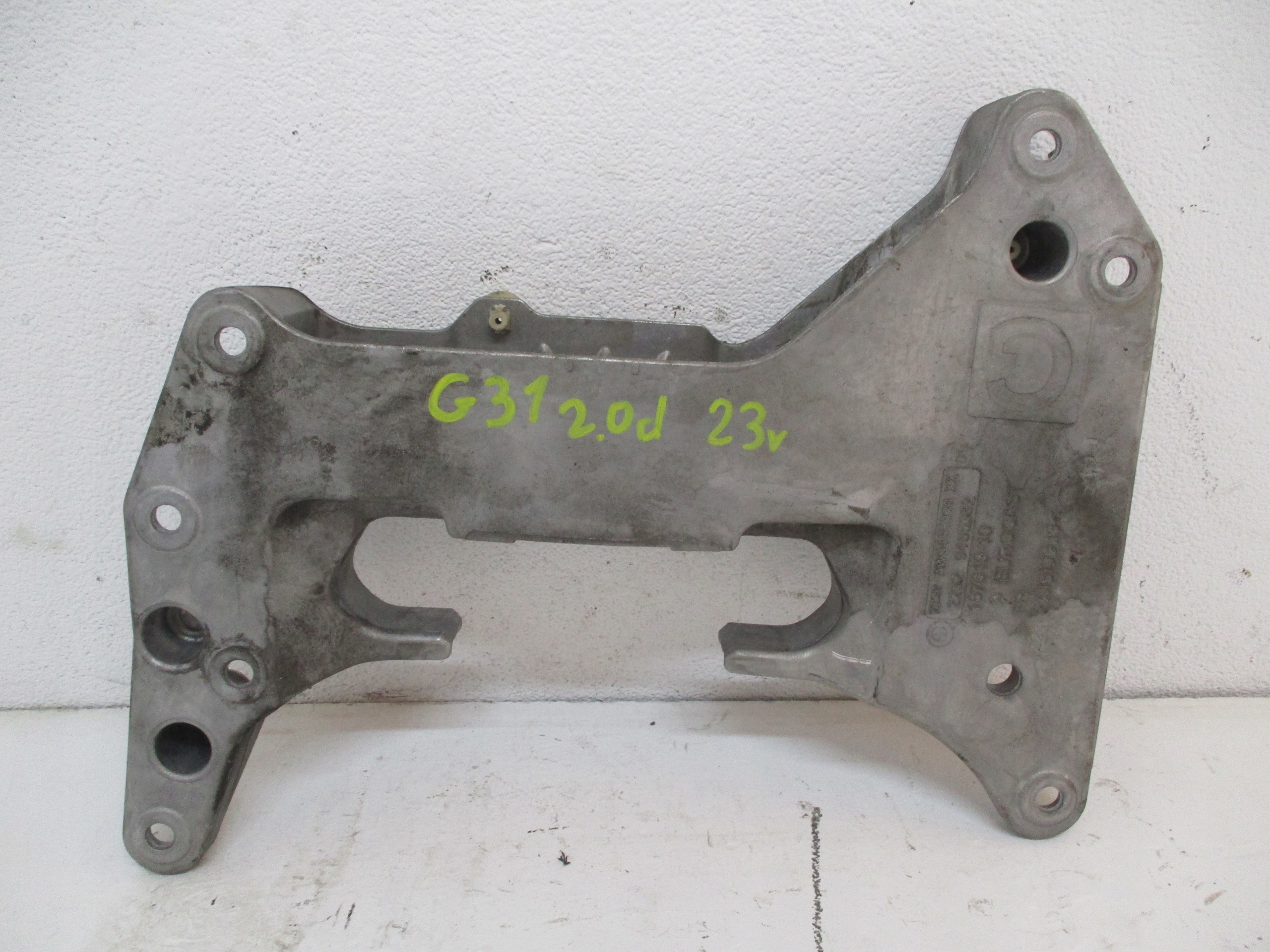 Supporto BMW 5 G30 2,0D 9485332