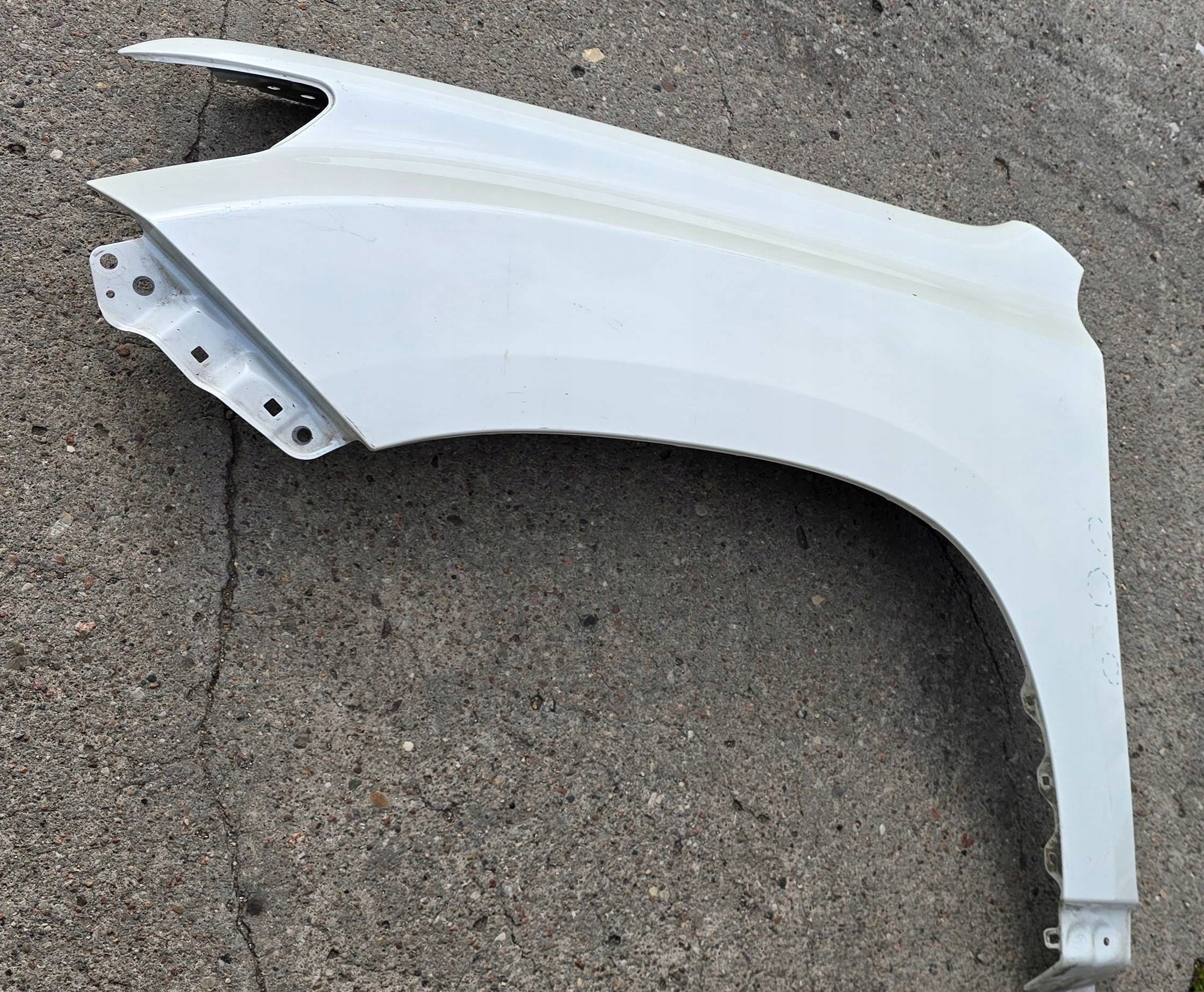 Toyota Land Cruiser (J150) front side left fender front