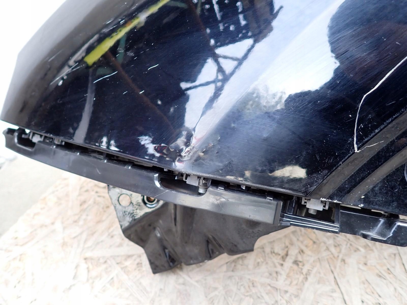 fender left front front CITROEN C5 AIRCROSS 2018- 9825774180