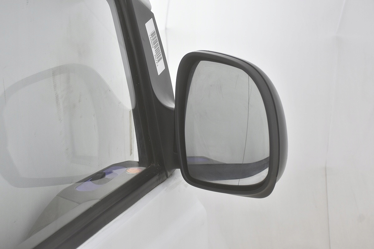 door front * front right MERCEDES VITO W639