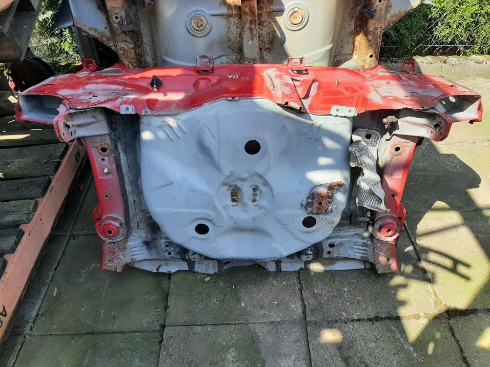 PAS TYŁ TYLNY WANNA TOYOTA YARIS II 2006-2011 Typ samochodu Samochody osobowe