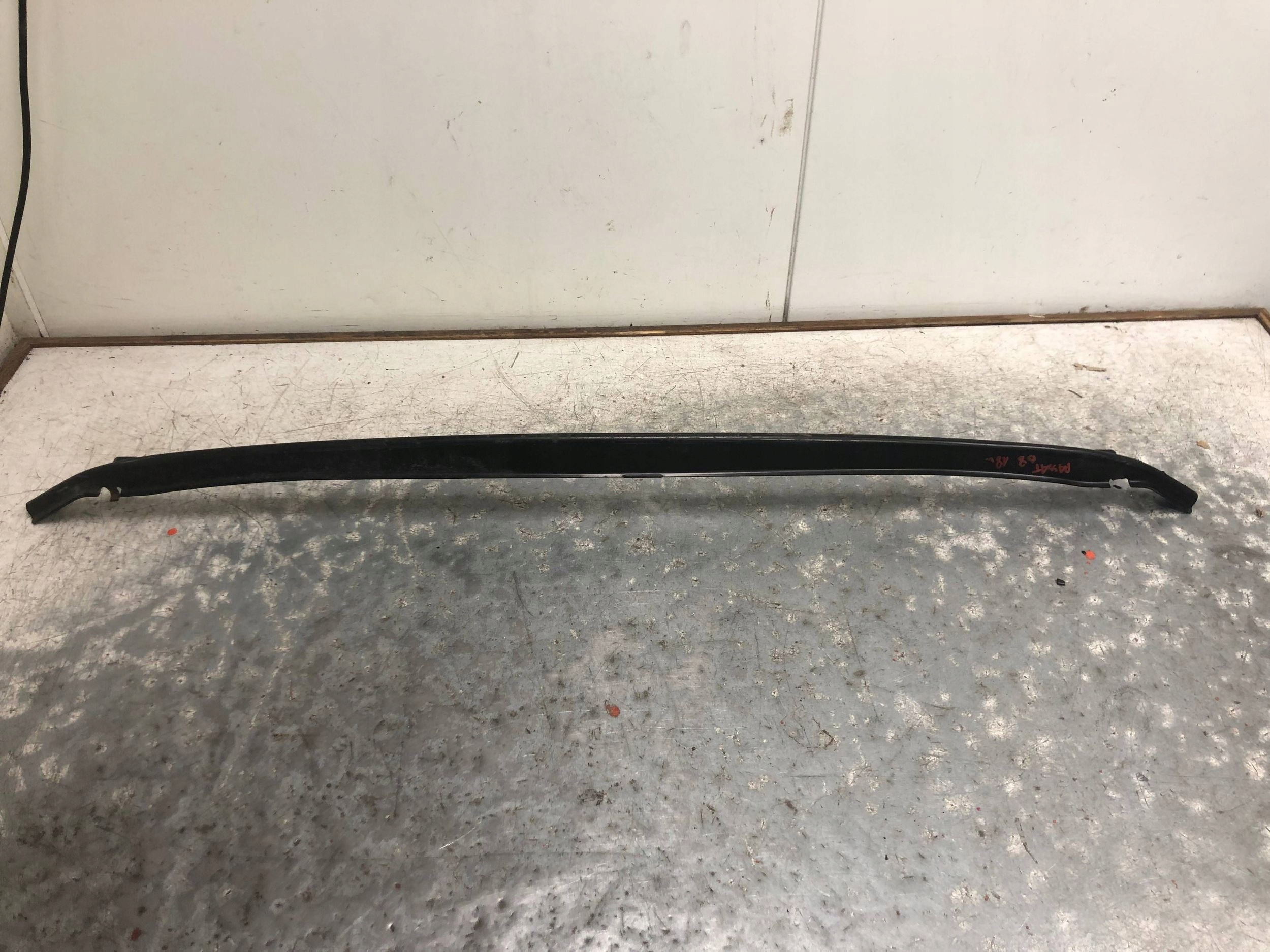 pillar siders of a bumper front VW PASSAT B8 3G0807651B
