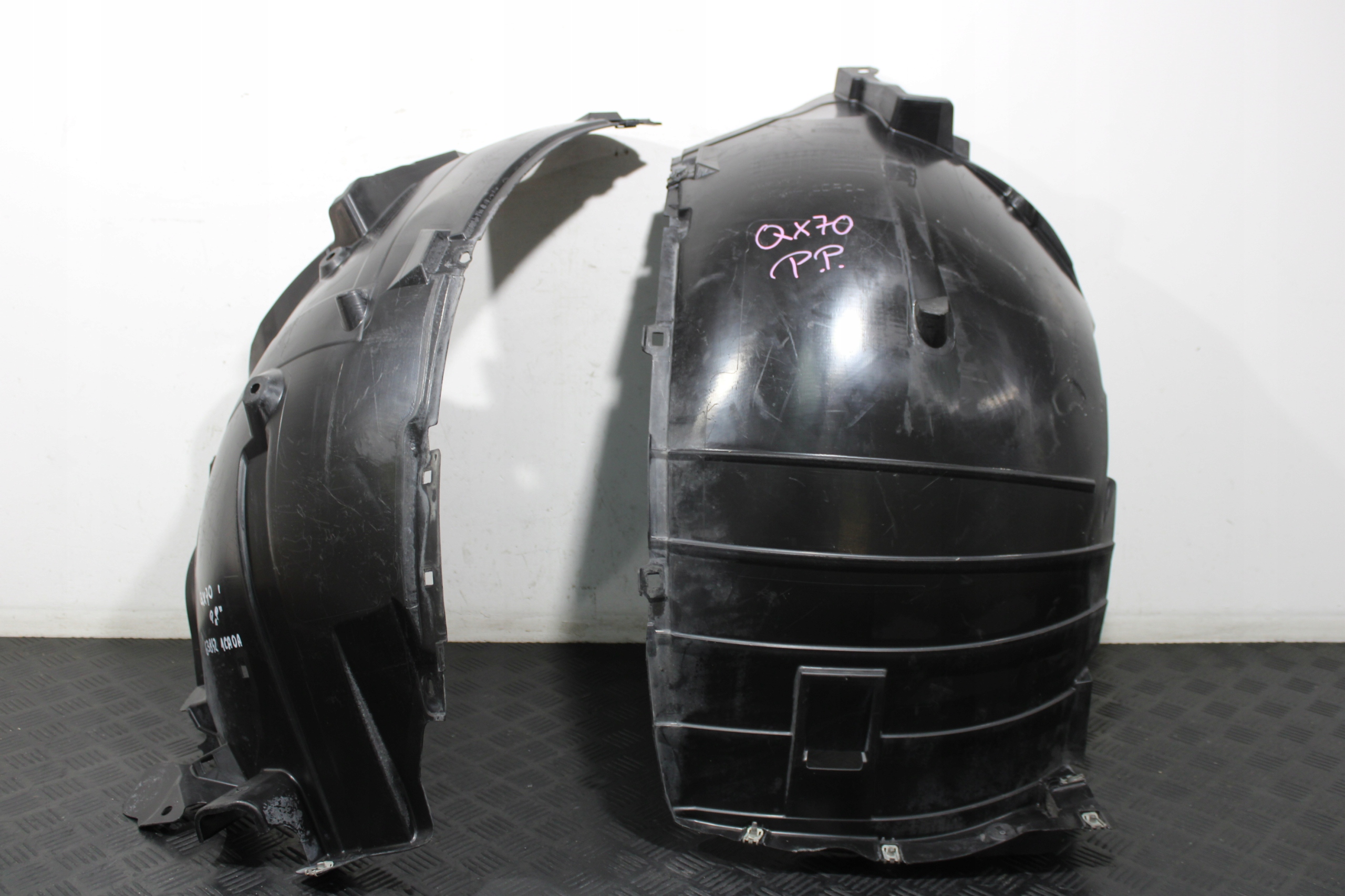 mudguard right front INFINITI QX70 638421CA0A