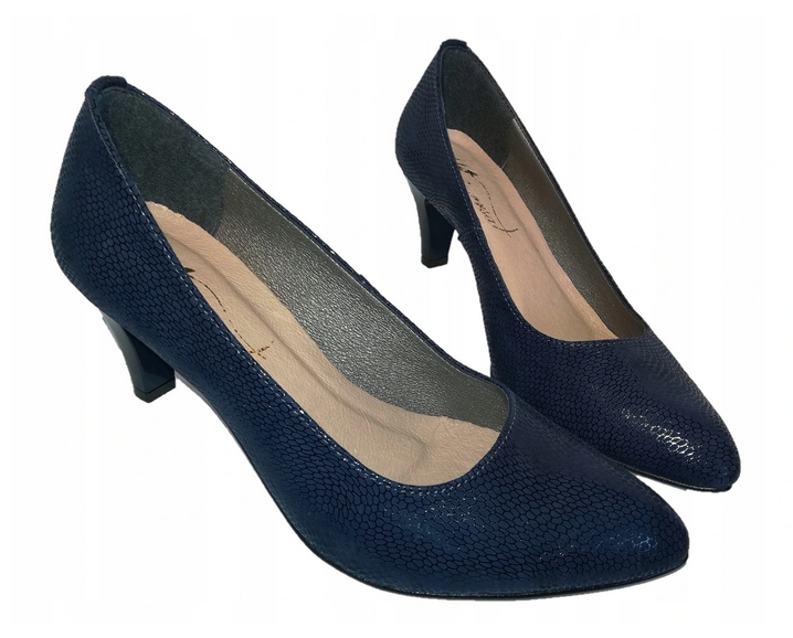 

73. Uniwersał zgrabne eleganckie czółenka s. nat.