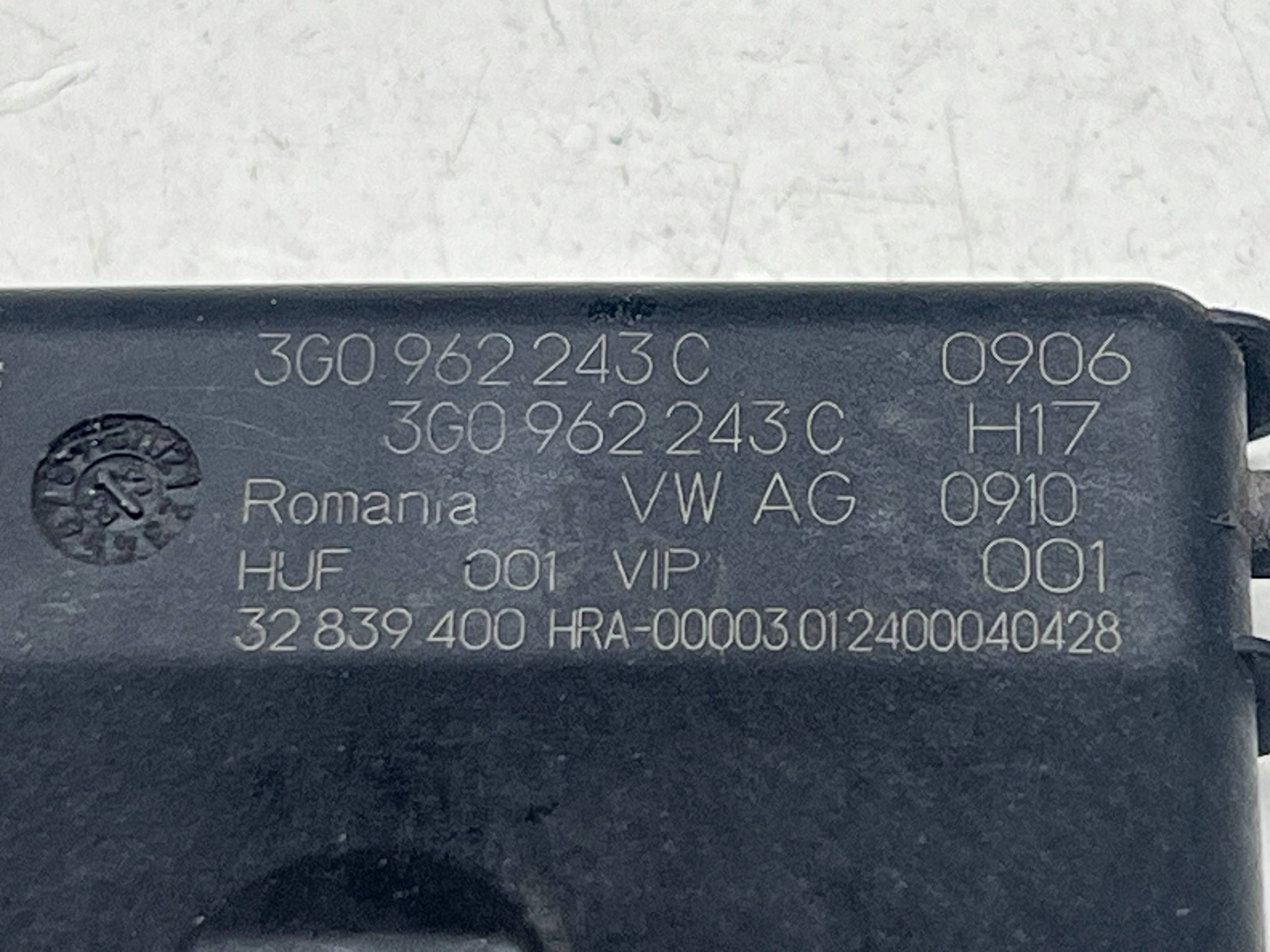 Module pour l’ouverture du capot VW AUDI PORSCHE 3G0962243C !J