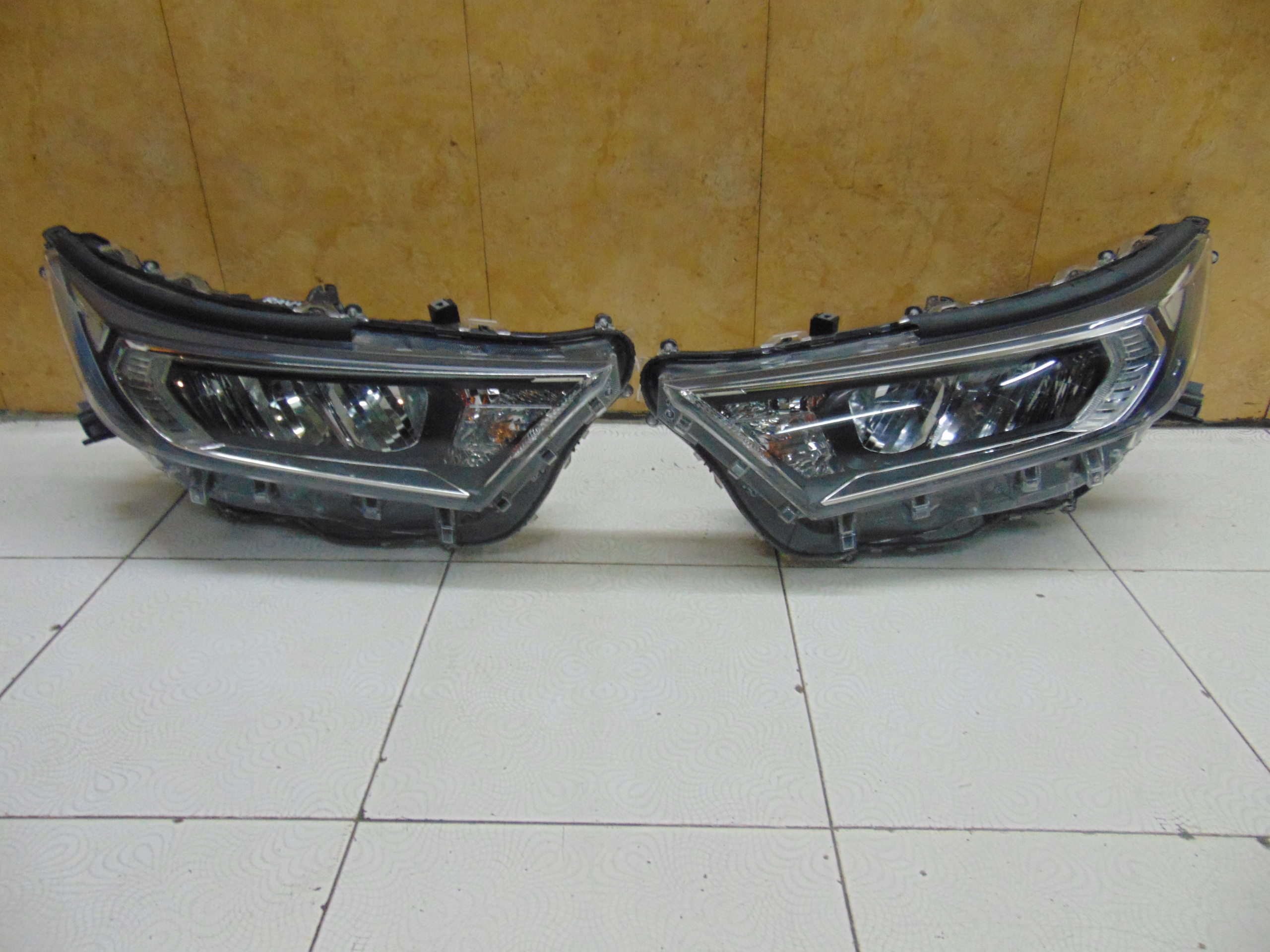 Frontscheinwerfer Toyota RAV4 XA5 LED Links Scheinwerfer Headlight - Thumbnail 1