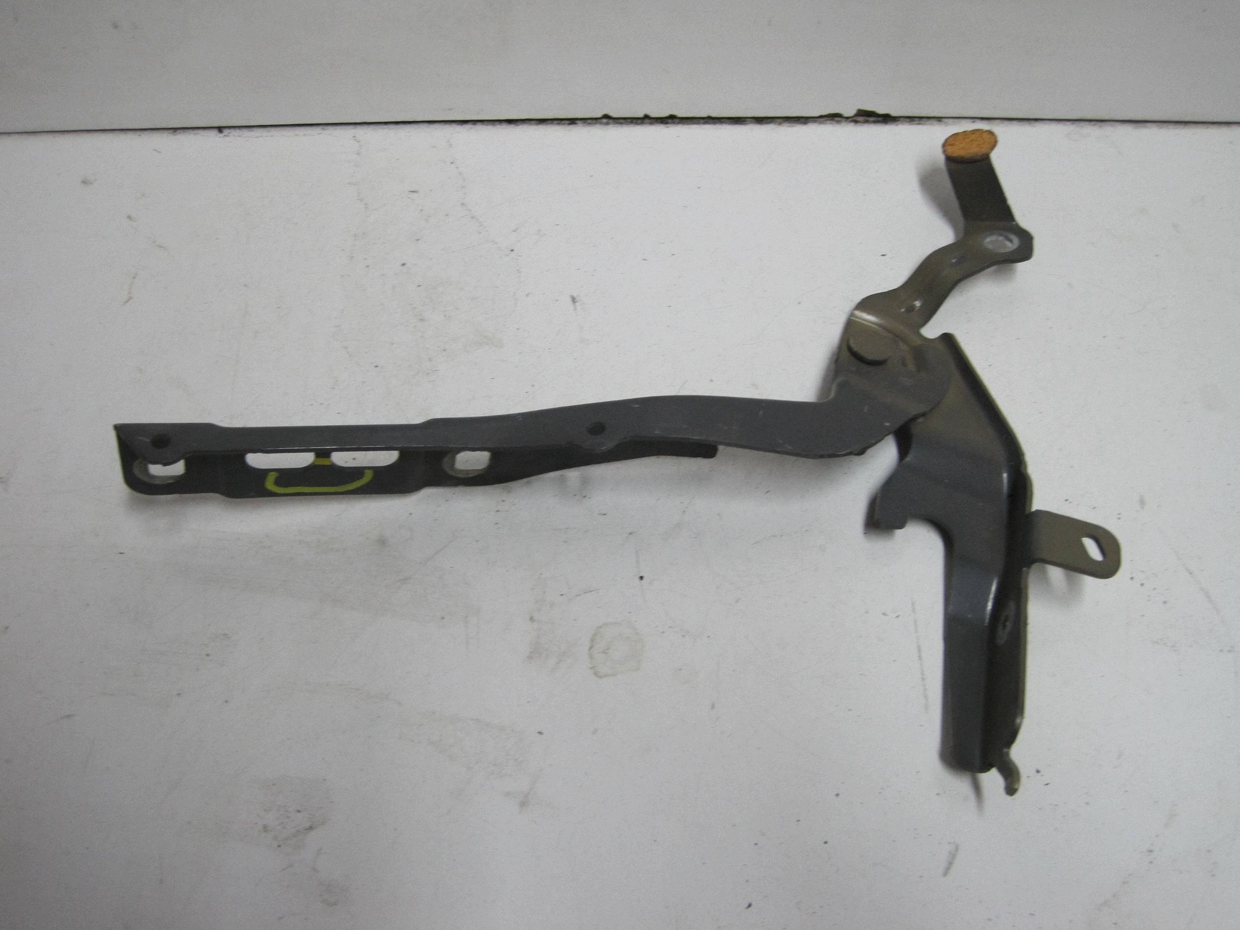 bonnet hinges left PEUGEOT 2008 II 9839901480