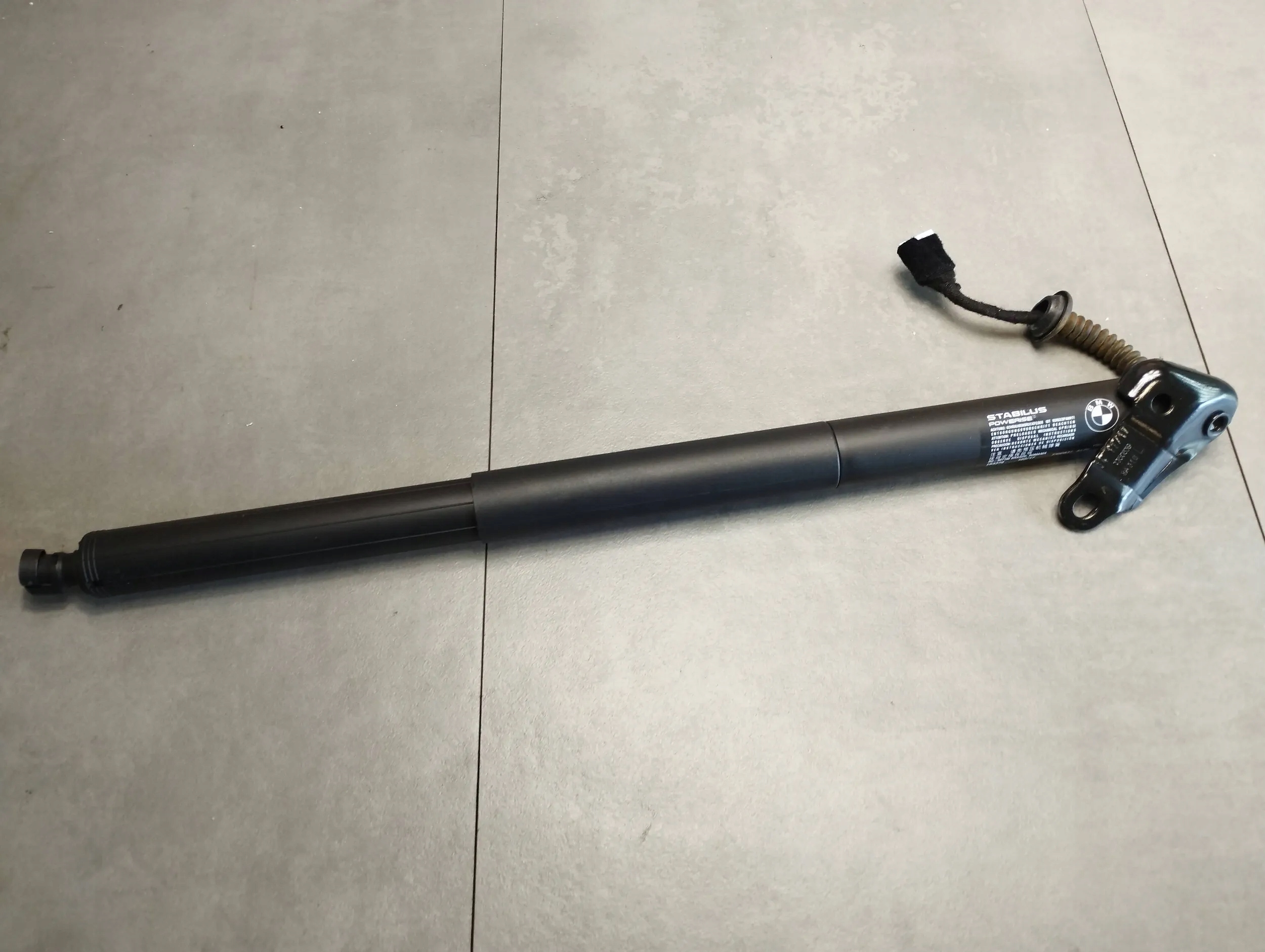 BMW X1 F48 damper bonnet electrical 7350837
