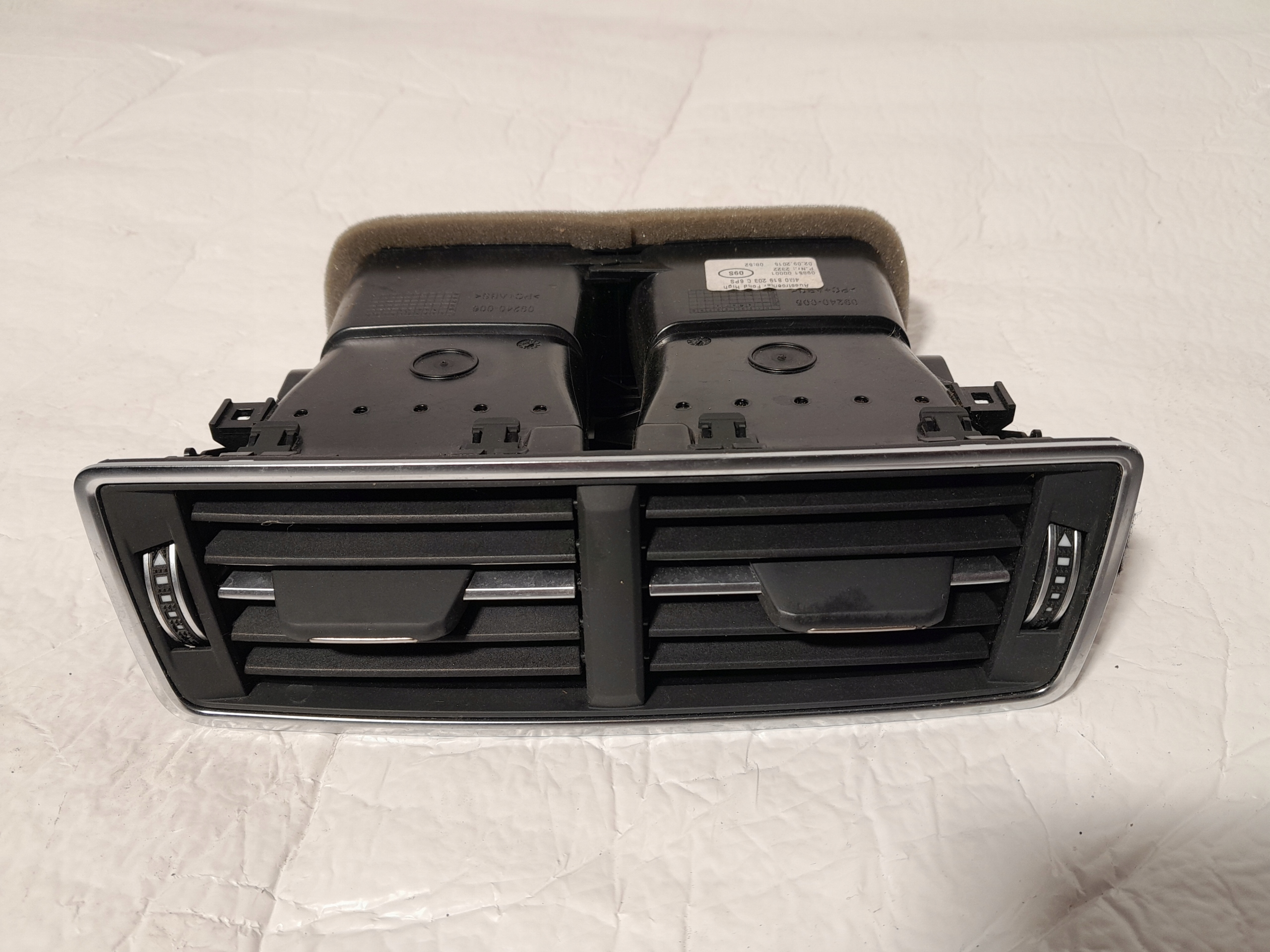 AUDI Q7 4M grid air conditioning devices rear part 4M0819203C