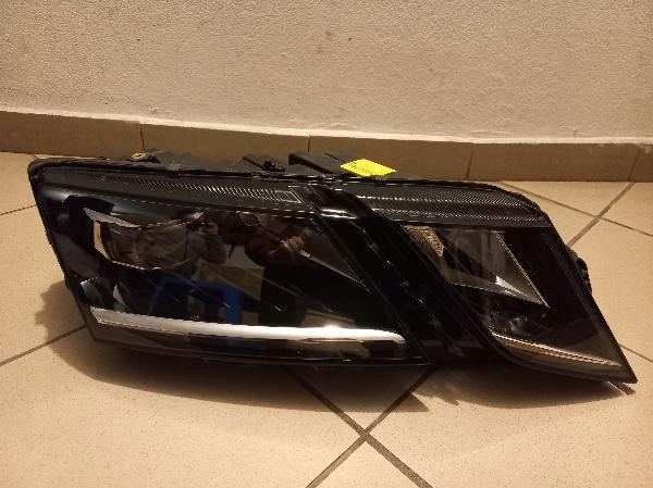 SKODA OCTAVIA III 3 LIFT LED LAMPA PRZEDNIA PRAWA