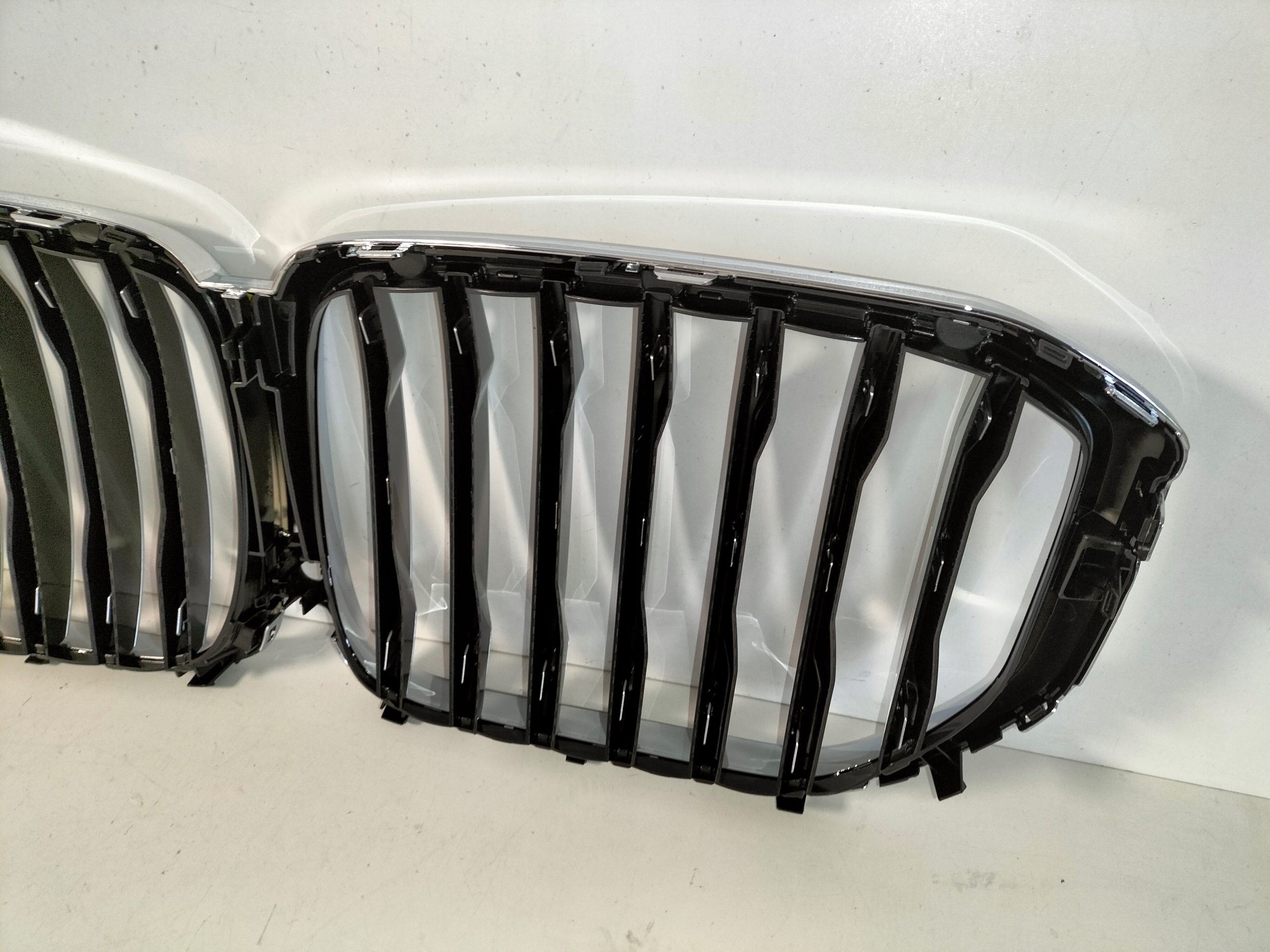 maska rešetka maska bubrezi BMW X5 G05 18