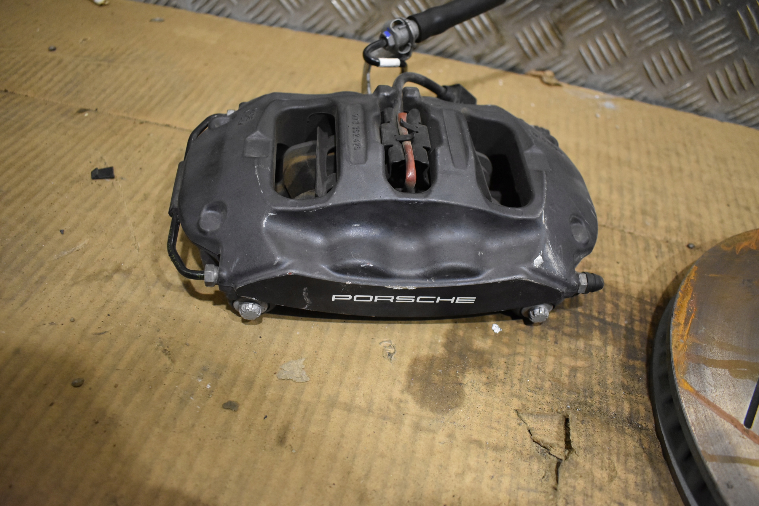 IDEALNE discs calipers KPL. PORSCHE PANAMERA 976 1