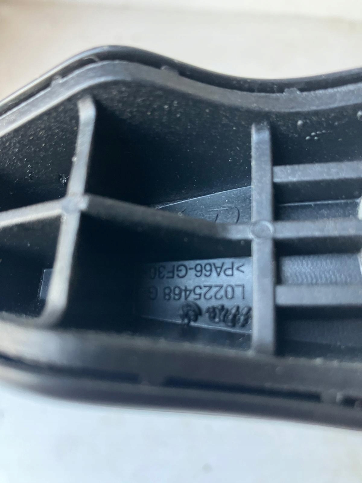 REGULACJA handle seat left front PEUGEOT 208 and